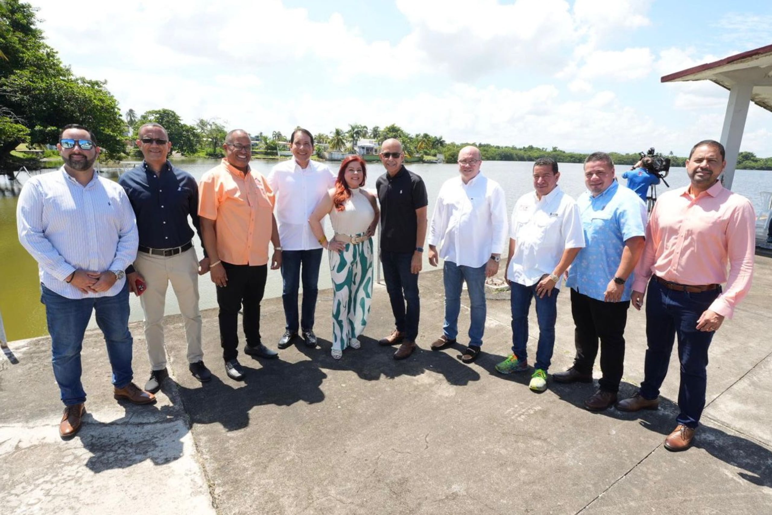 La noticia, se indicó, llega tras un proceso en que los empresarios lograron disuadir a la persona que reclamó como suyo el lago, quien anunció que estaba a la venta en abril del año 2022.
