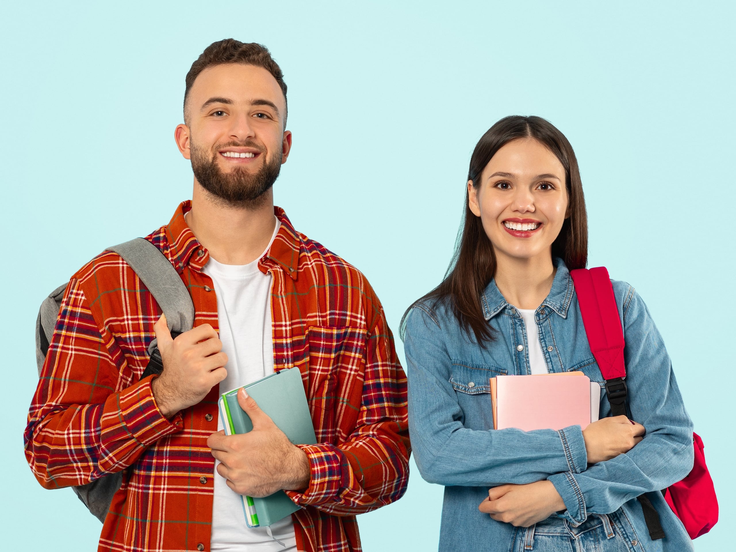 En Sagrado, cada estudiante inicia su recorrido de bachillerato, escogiendo su área de concentración, en alguna de las cinco unidades académicas: Escuela de Comunicación Ferré Rangel, Escuela de Salud y Ciencias, Escuela de Negocios, Educación General y la Escuela de Artes, Diseño e Industrias Creativas.