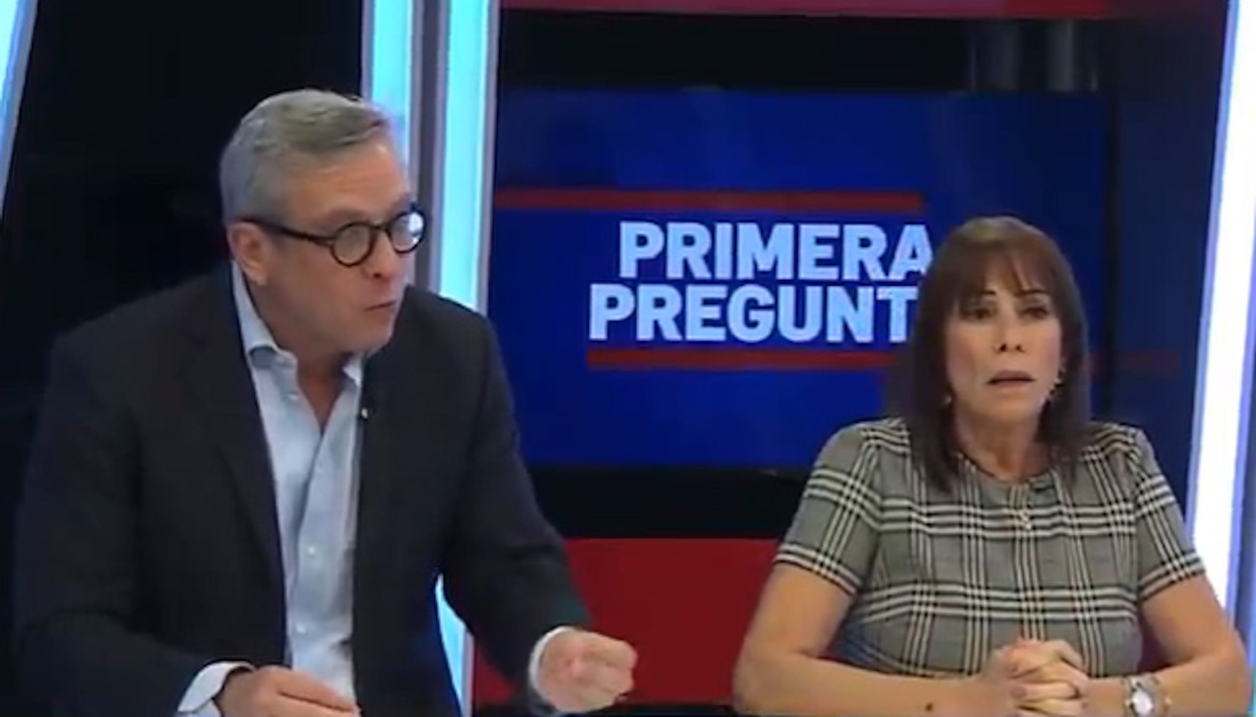 Alejandro García Padilla y Marilú Guzmán en el programa Primera Pregunta.