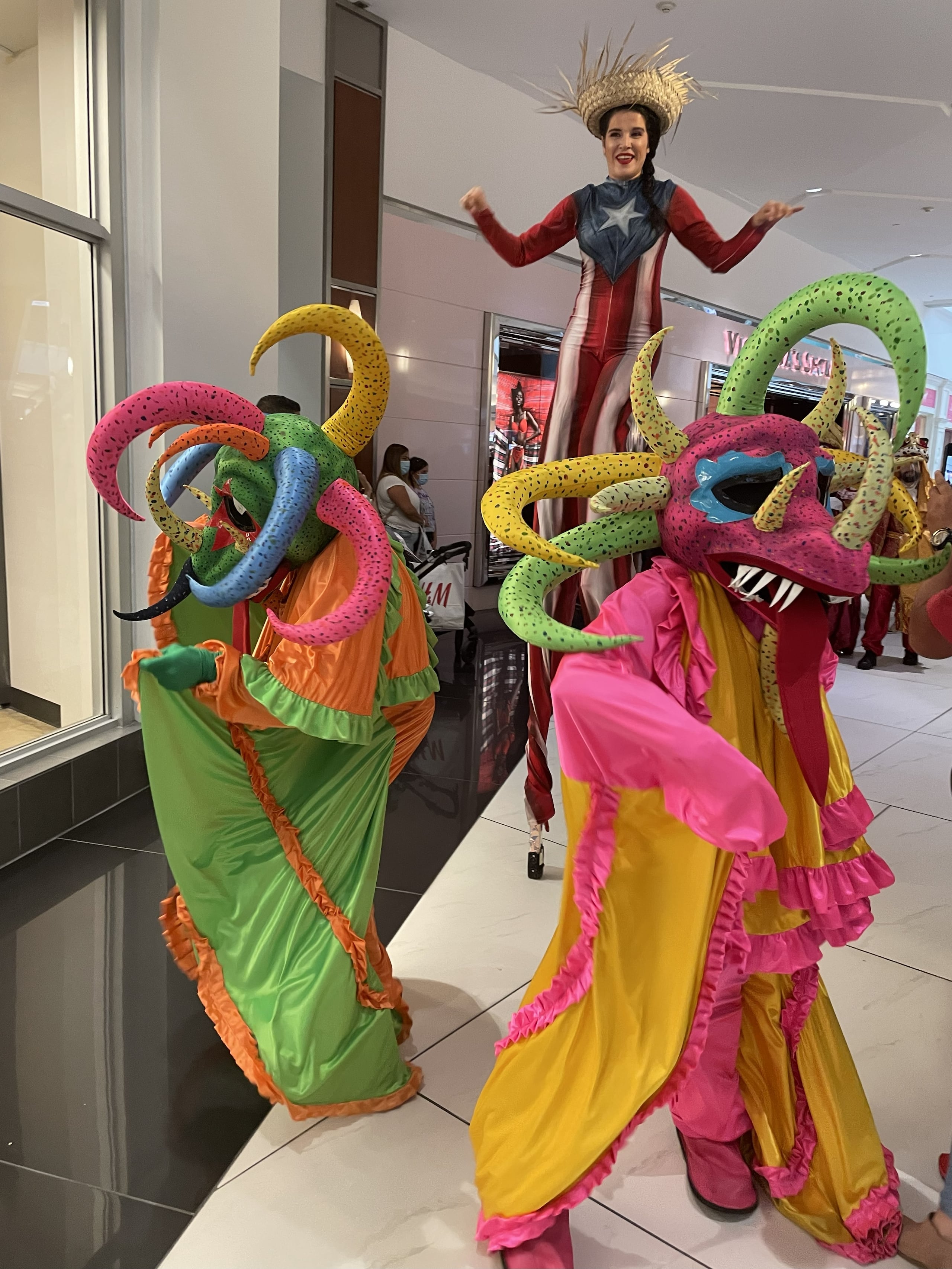 Los centros comerciales Curzon Puerto Rico ofrecerán presentaciones musicales, talleres, exhibiciones de artesanos y más actividades para toda la familia.