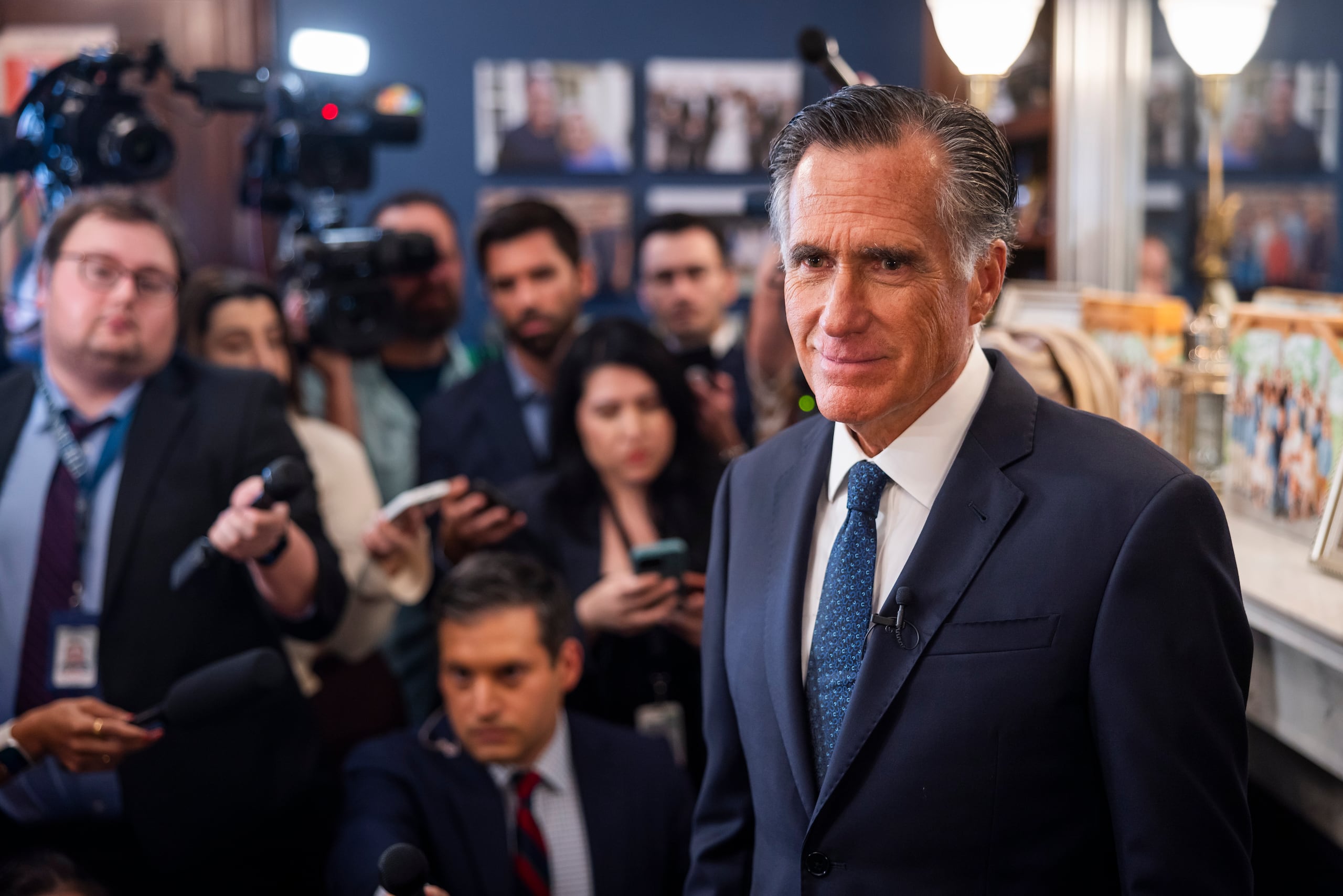 Mitt Romney fue gobernador de Massachusetts del 2003 al 2007 y aspiró a la presidencia por el Partido Republicano en el 2012, elección que perdió ante Barack Obama.