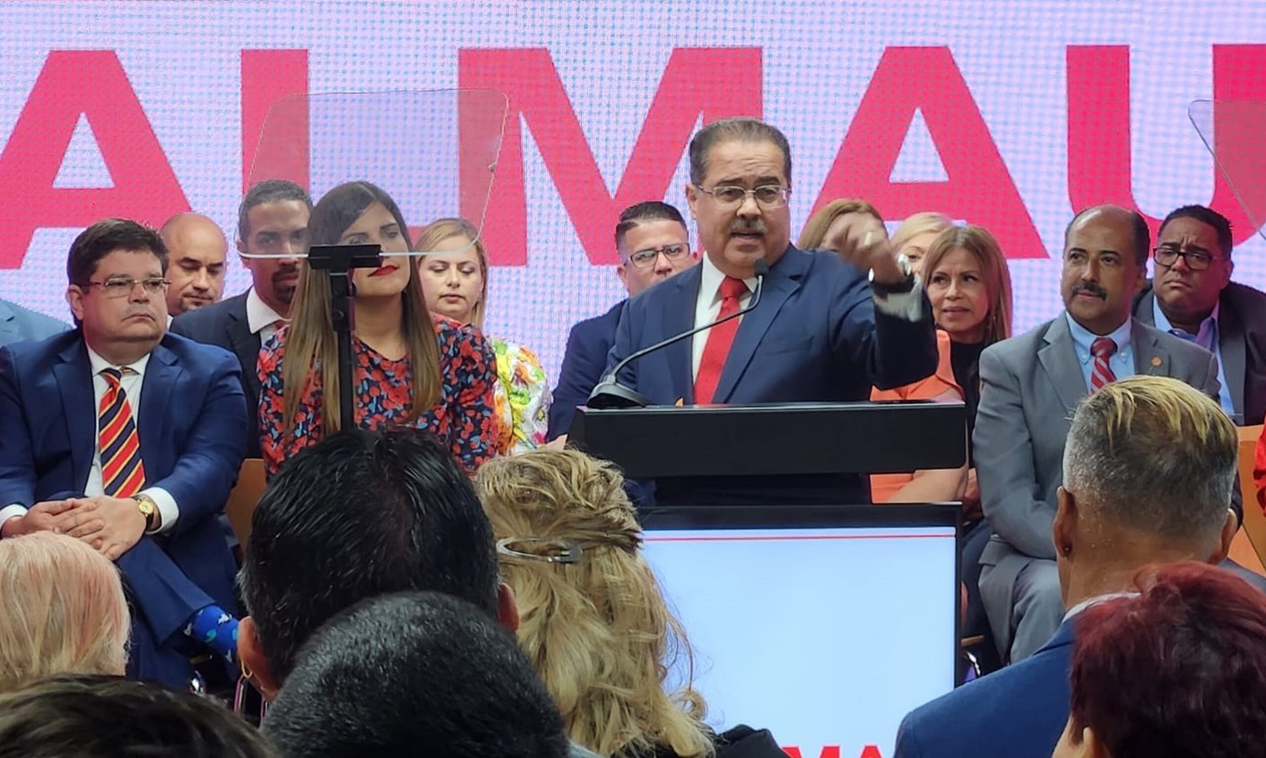 José Luis Dalmau aspirará a su séptimo término en la Cámara Alta.