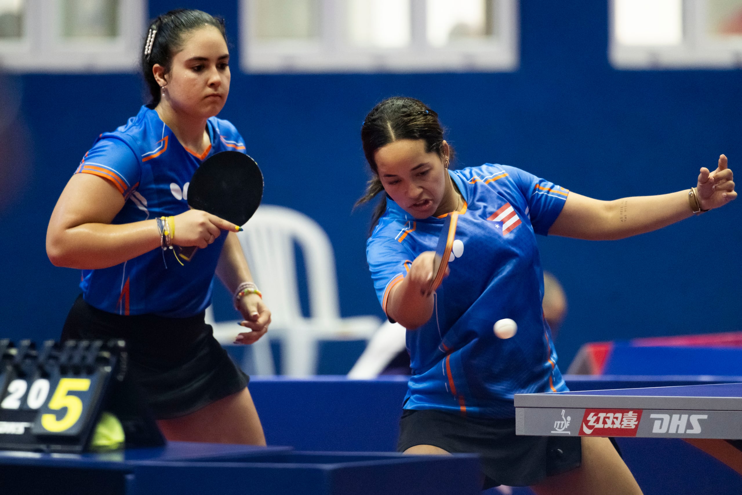 Las puertorriqueñas derrotaron 3-0 a Venezuela en las semifinales.