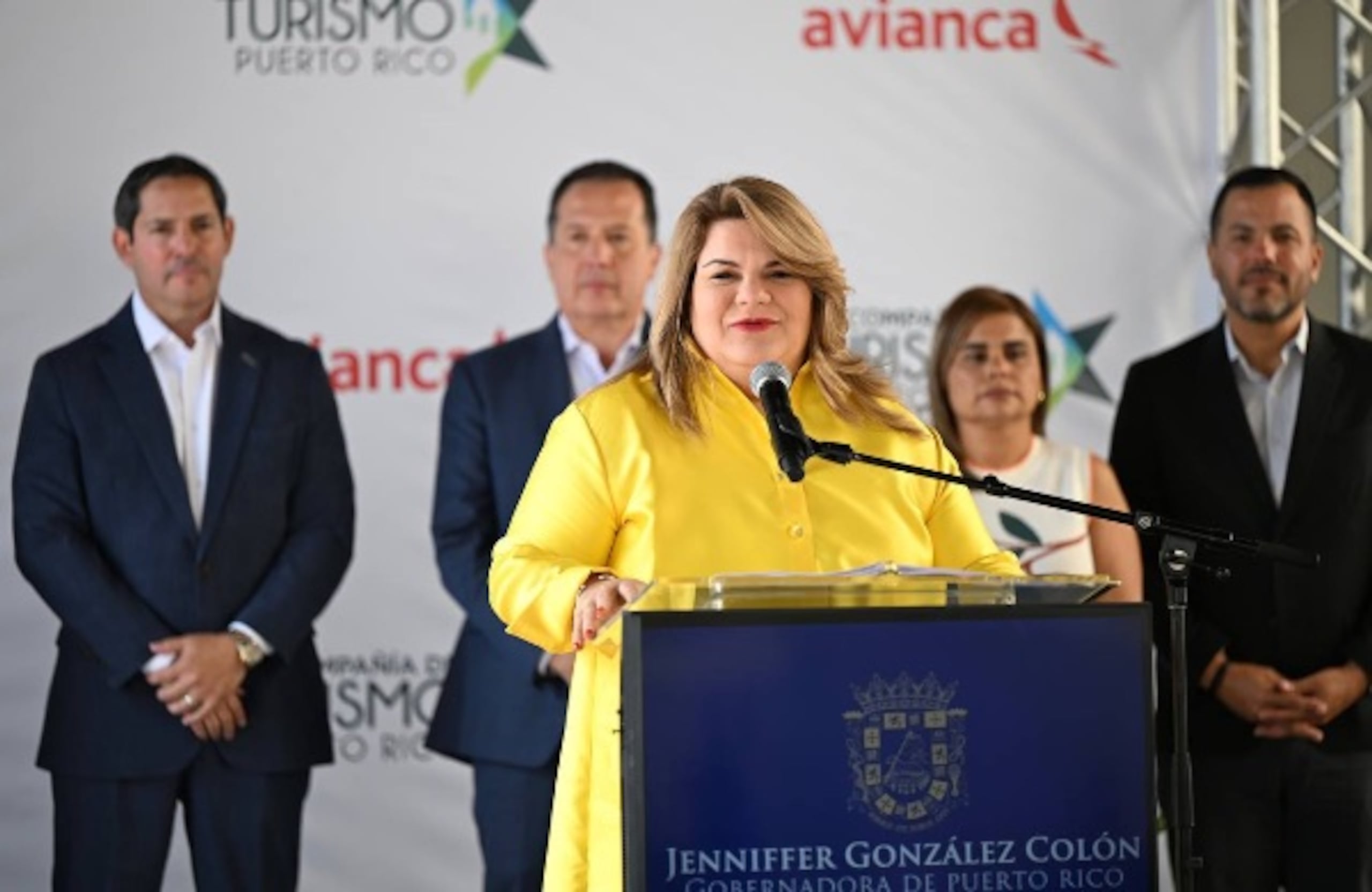 14 de enero de 2025 – (San Juan, Puerto Rico) – La gobernadora de Puerto Rico, Jenniffer González Colón, junto a Willianette Robles Cancel, directora ejecutiva de la Compañía de Turismo de Puerto Rico (CTPR), Alejandro Benítez, vicepresidente senior de desarrollo corporativo, y otros ejecutivos de Avianca, anunció hoy una nueva ruta directa entre San José, Costa Rica y San Juan, Puerto Rico; que comenzará el próximo 31 de marzo de 2025.Foto Suministrada (la Fortaleza)