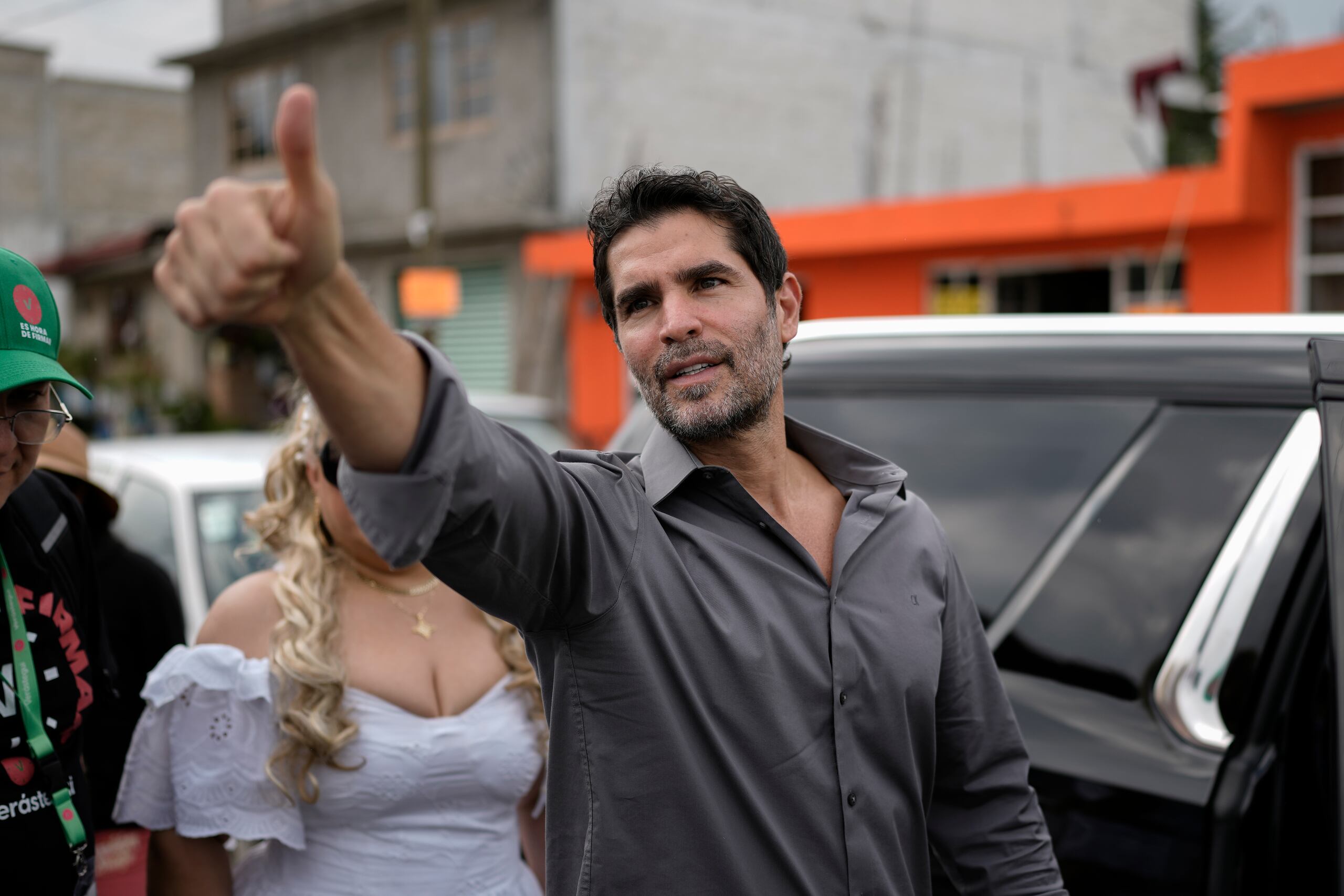 Eduardo Verástegui.