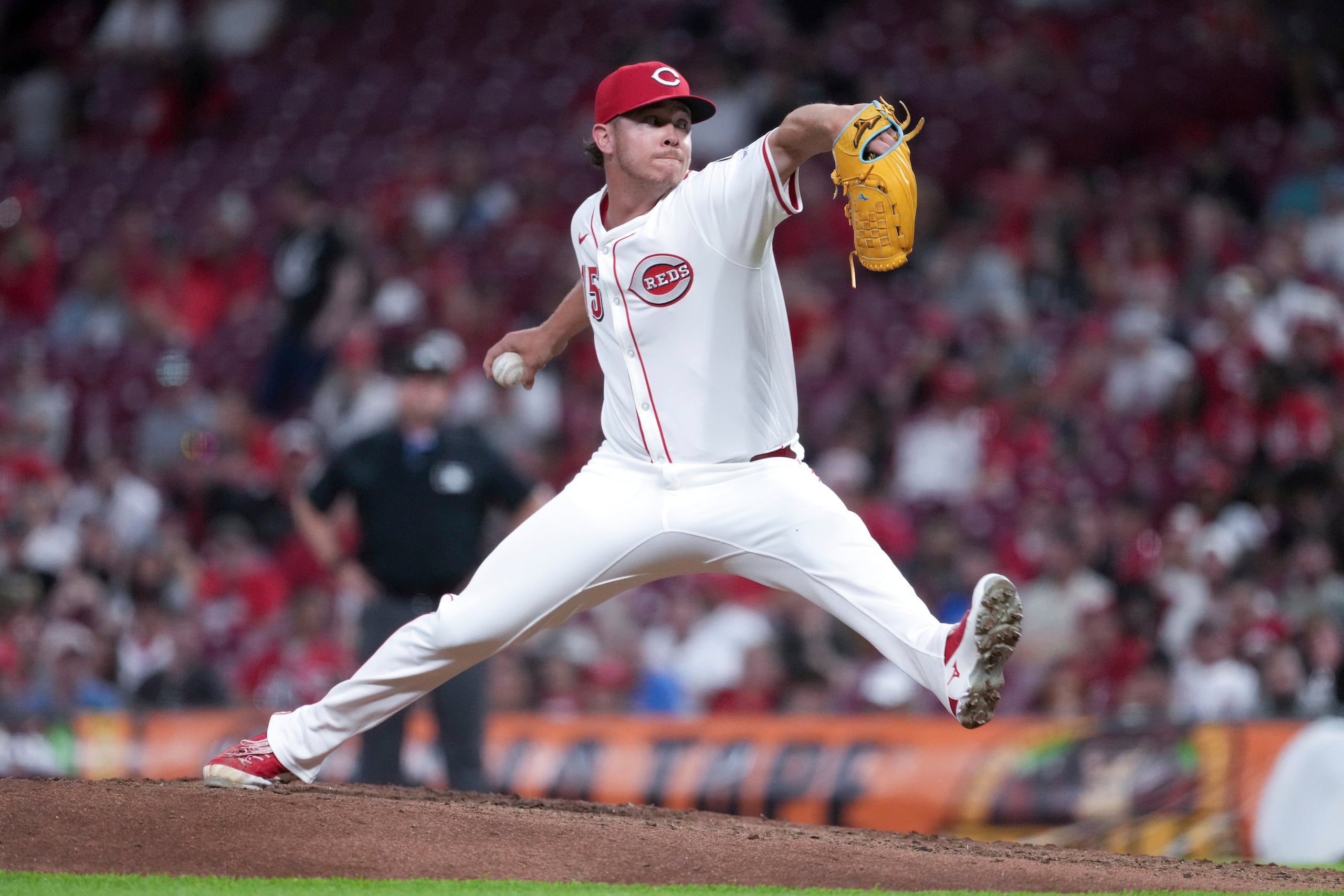 Emilio Pagán, de los Reds de Cincinnati.