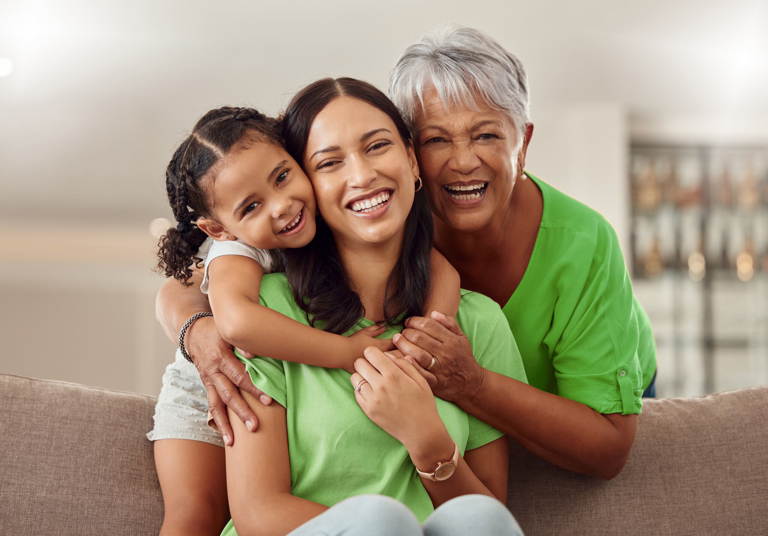 A lo largo de los diferentes ciclos de vida, las necesidades nutricionales de las mujeres cambian y es importante tener en cuenta estos cambios para garantizar una buena salud y prevenir enfermedades.
