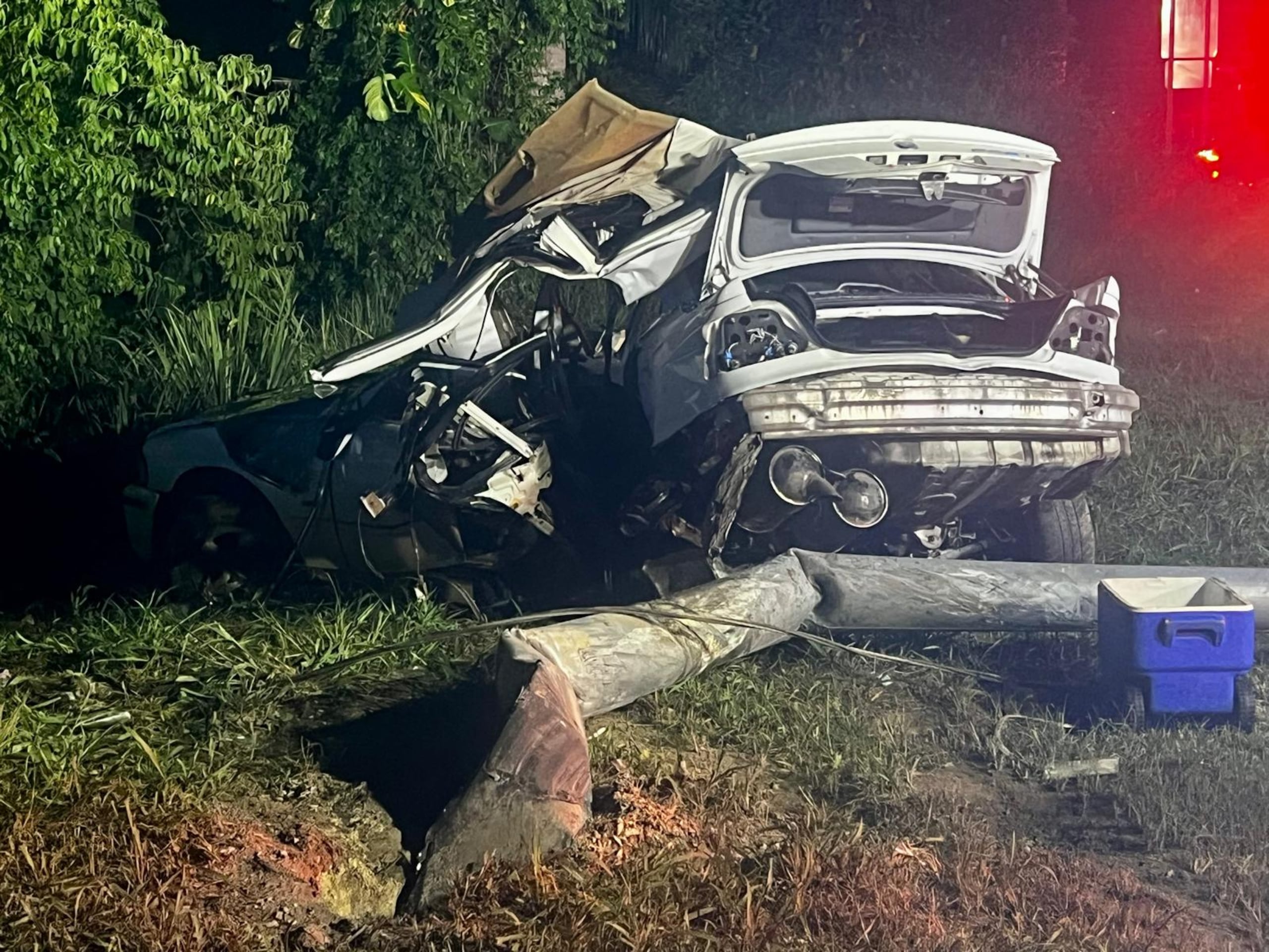Dos jóvenes perdieron la vida en un accidente de tránsito ocurrido en el kilómetro 8.4 de la carretera PR-149, en Manatí.