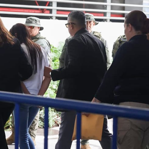 FOTOS : Así fue el arresto de las sospechosas del asesinato de Gabriela Nicole