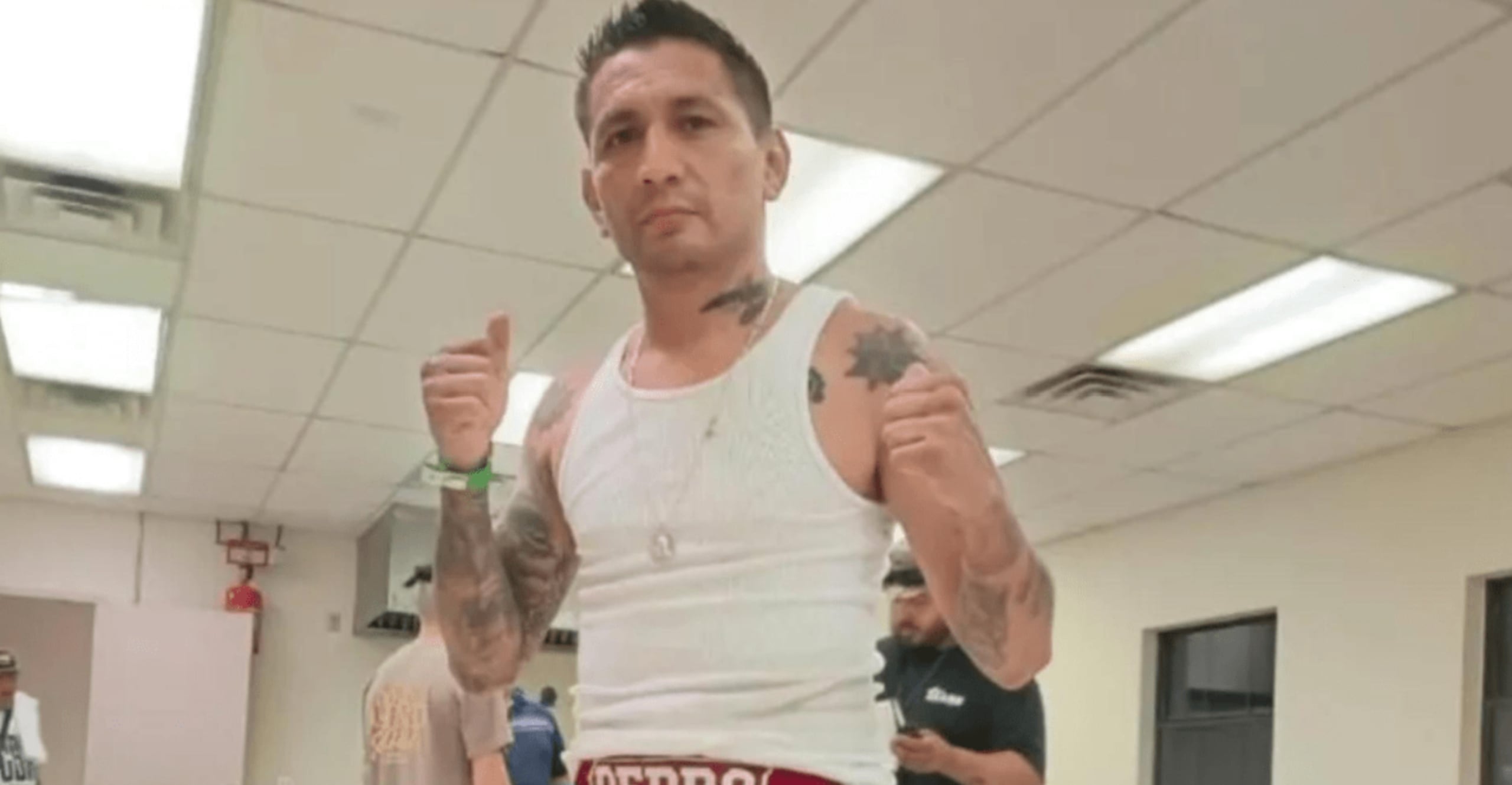 Tony Rodríguez.
