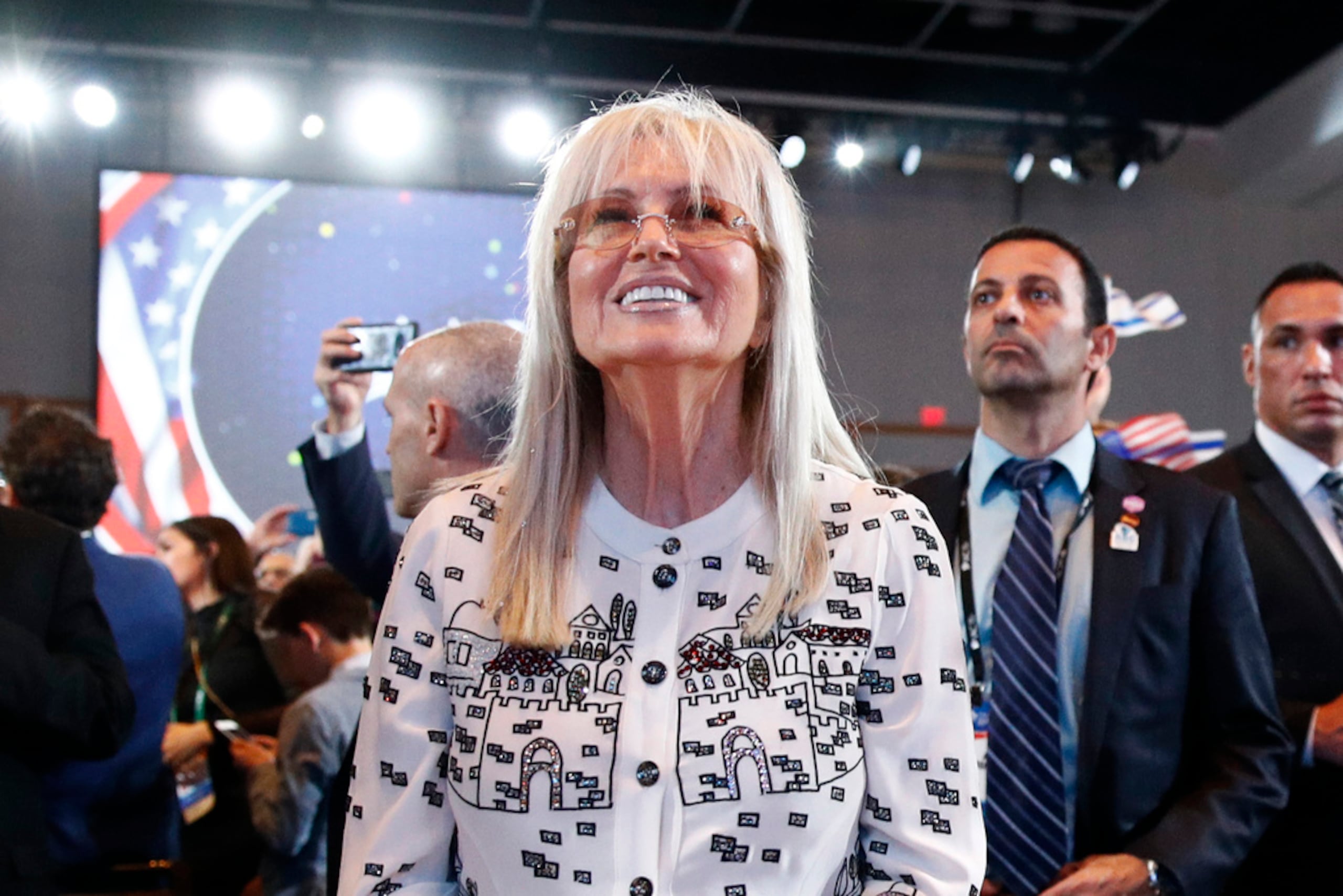 Miriam Adelson, viuda del magnate Sheldon Anderson, de la Corporación Sands de Las Vegas, informó el pasado noviembre sus intenciones de compara un equipo profesional.