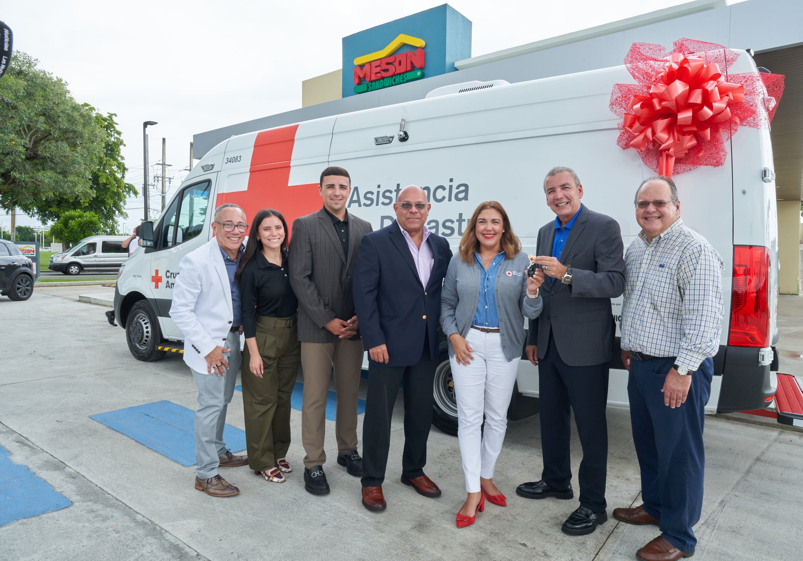 El vehículo manufacturado en Estados Unidos por la empresa alemana Mercedes Benz tuvo un costo de $150 mil.