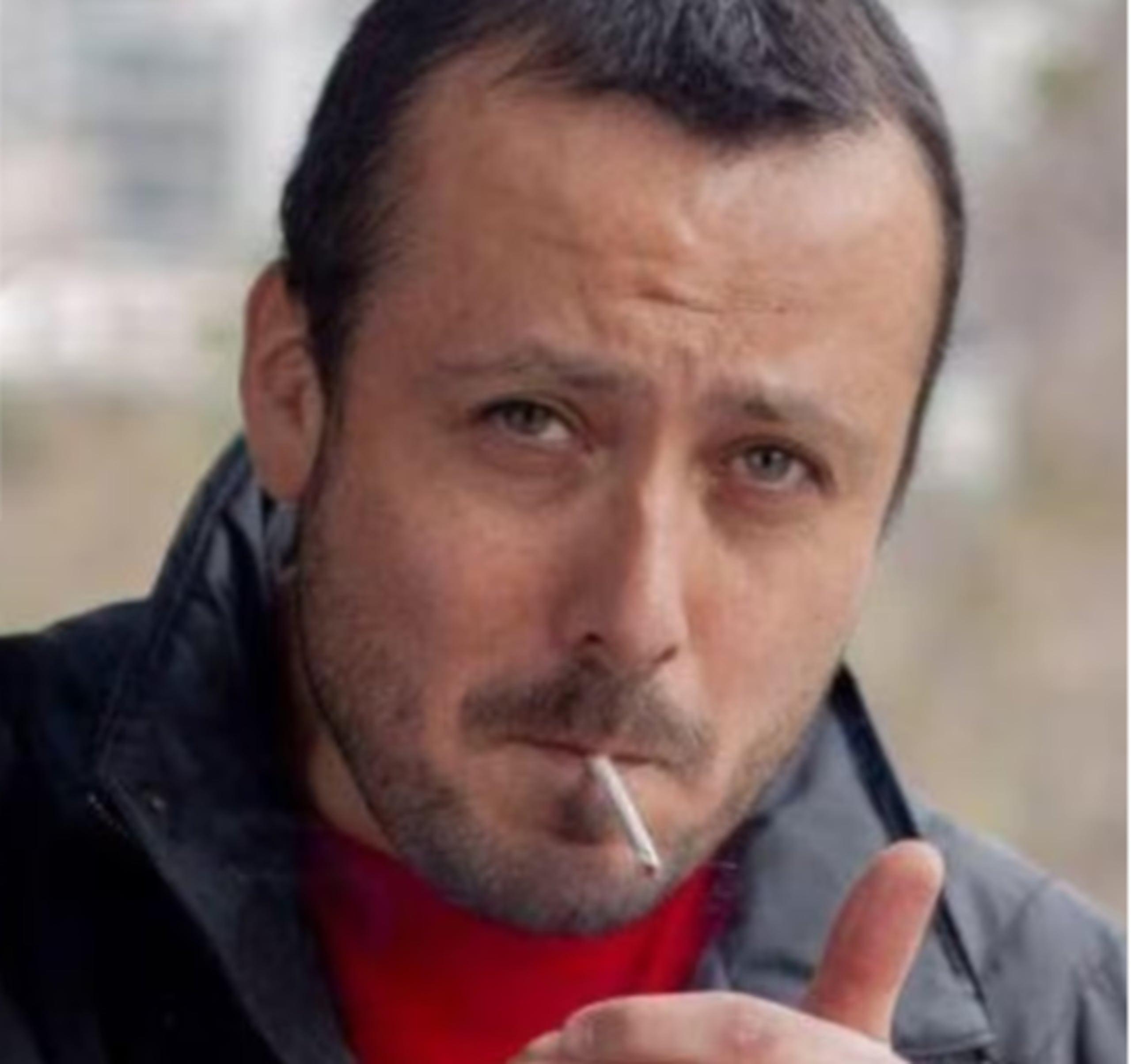 Alex Araya Castillo, encontrado muerto en un apartamento en Medellín, Colombia.