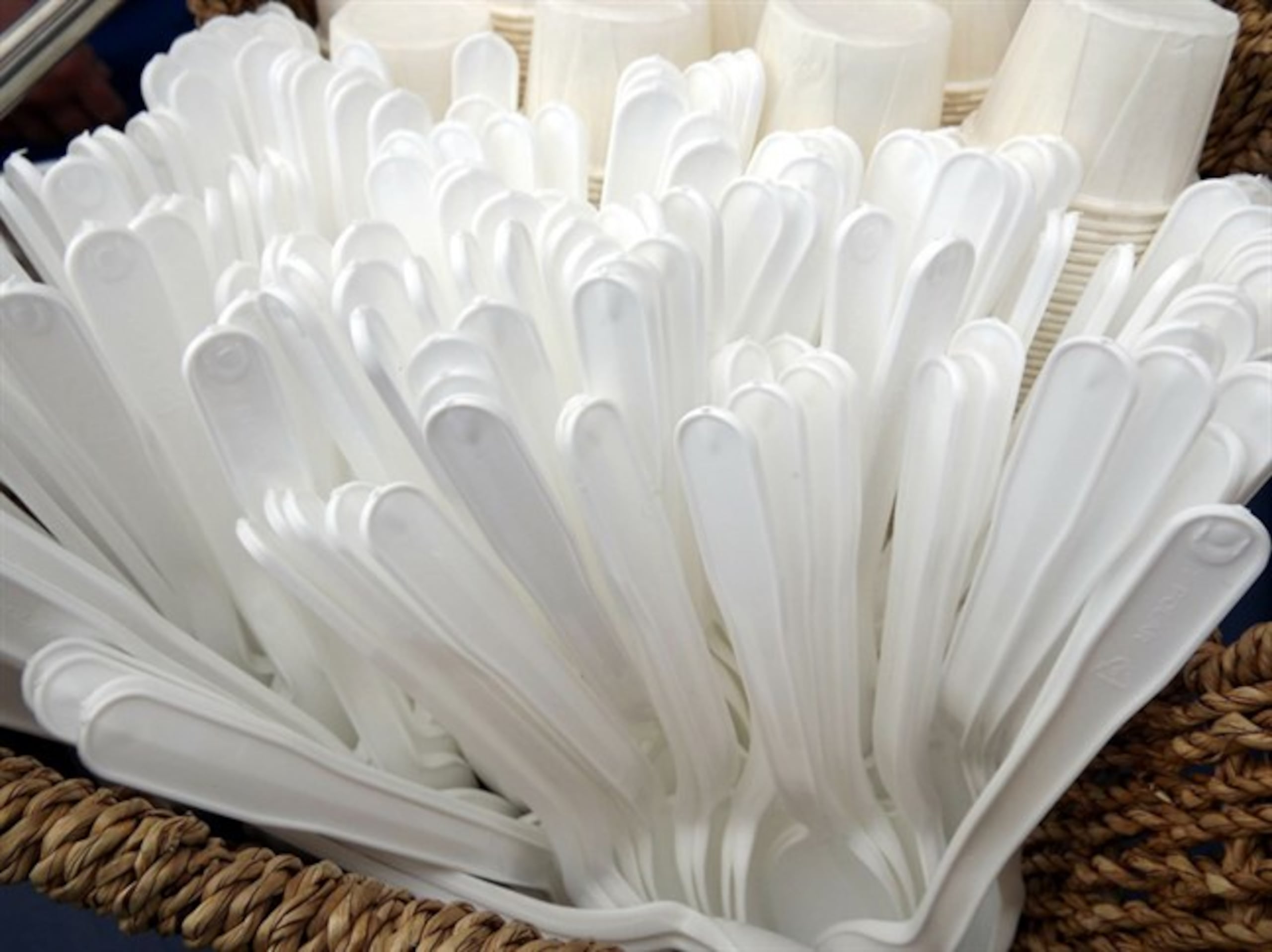 Cubiertos plásticos