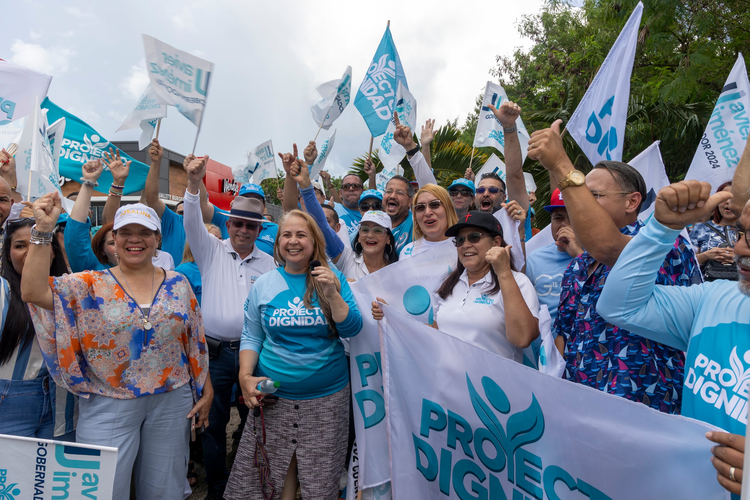 La secretaria general de Proyecto Dignidad, asimismo, dijo que gran parte de los problemas surgidos hoy son resultados también de la incapacidad de la CEE para manejar los votos adelantados.