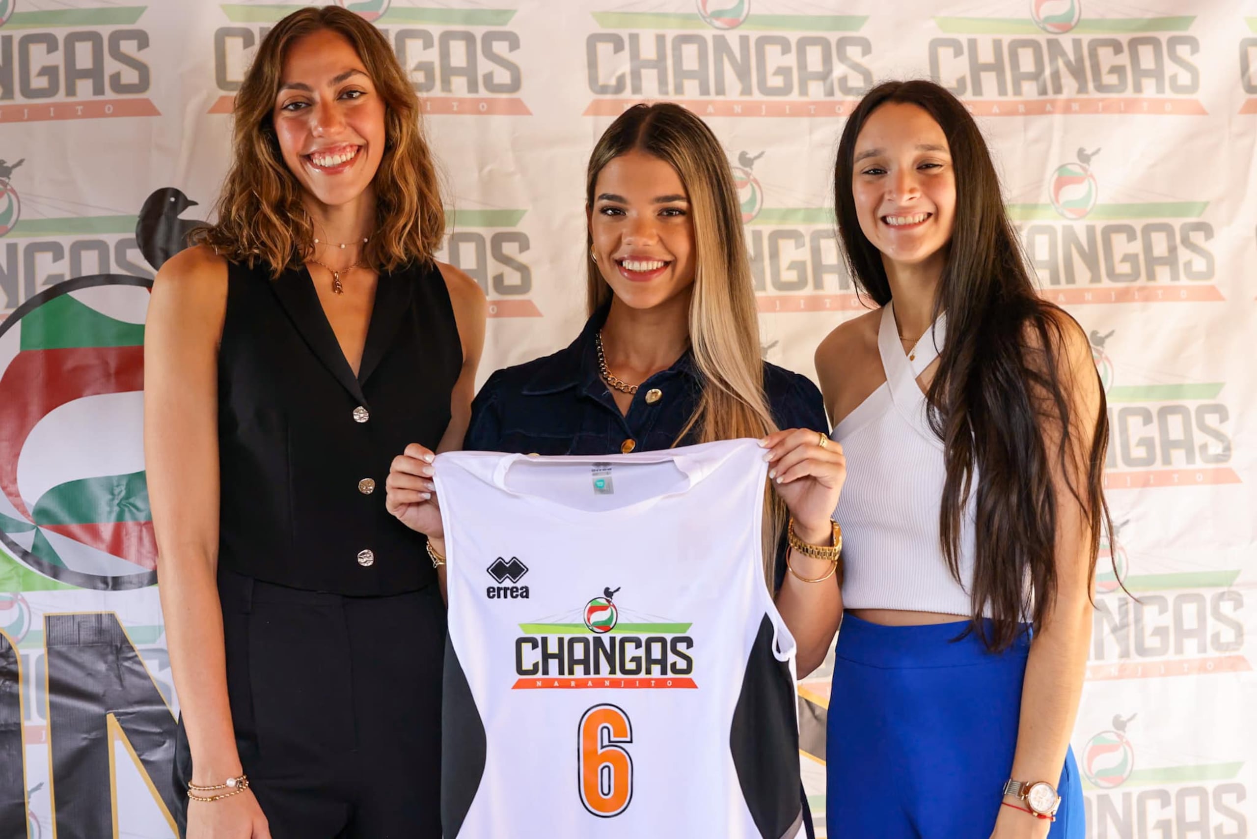 Las Integrantes de las Changas fueron presentadas el lunes en conferencia de prensa.