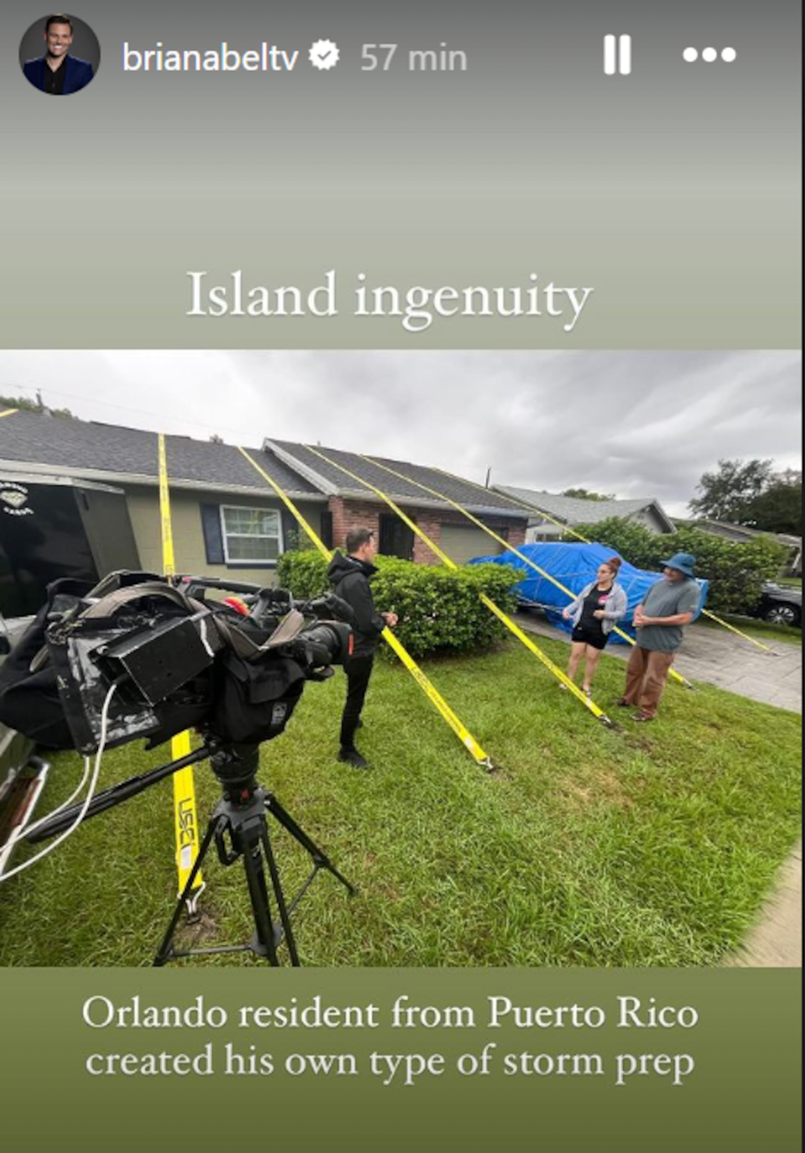 El periodista Brian Belt publica una historia en Instagram sobre un boricua que "amarró" el techo de su casa en Orlando, Florida.