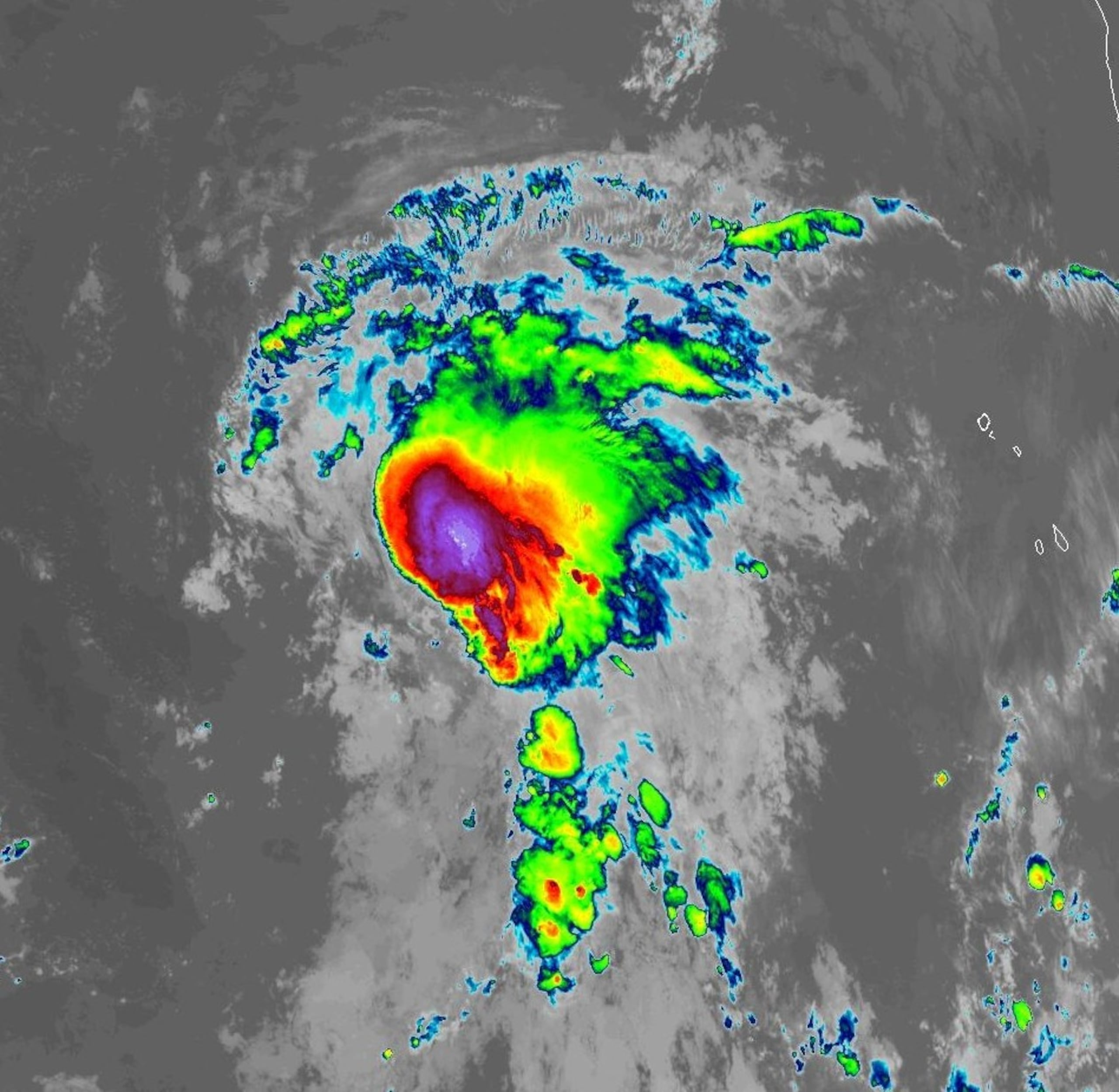 Imagen de satélite de la tormenta tropical Lorenzo en el Atlántico el 13 de octubre de 2025.