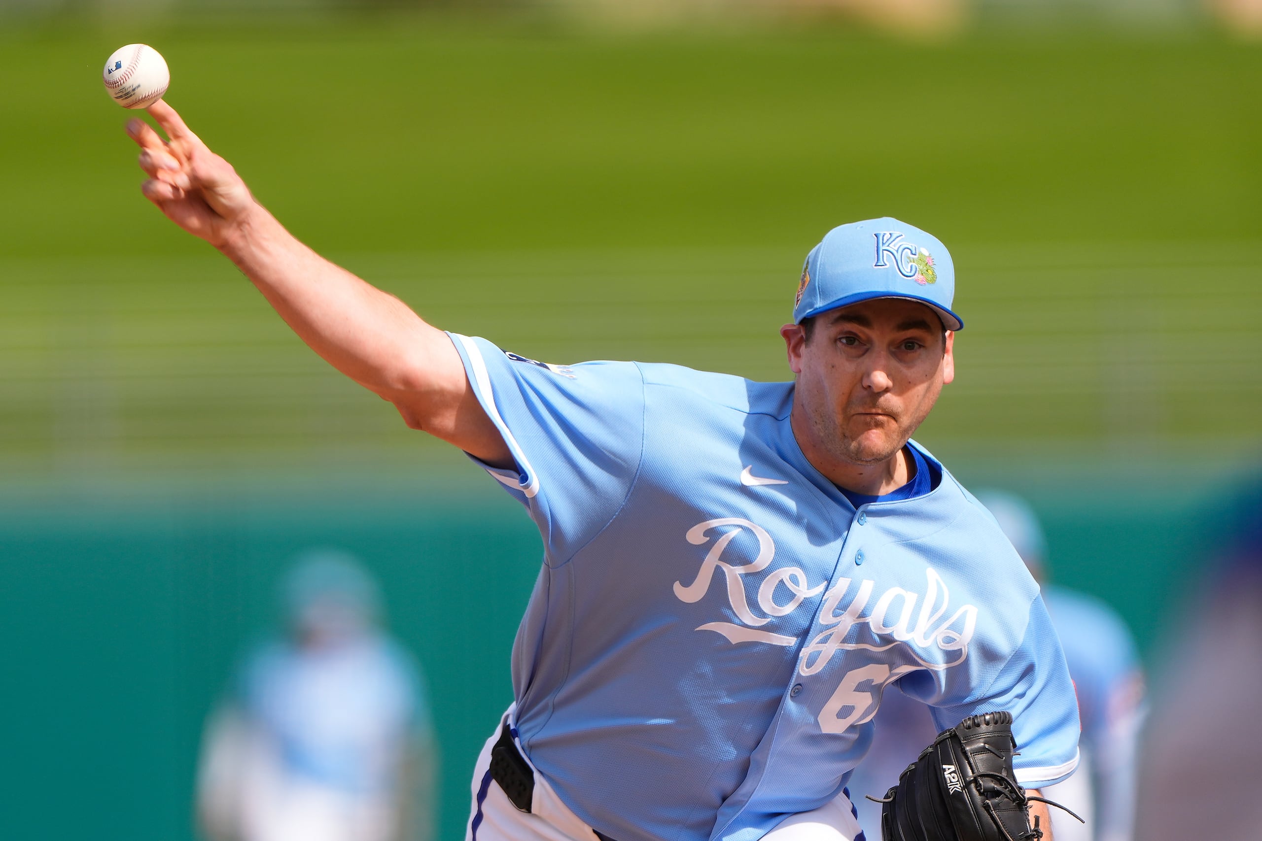 Seth Lugo, de los Royals.