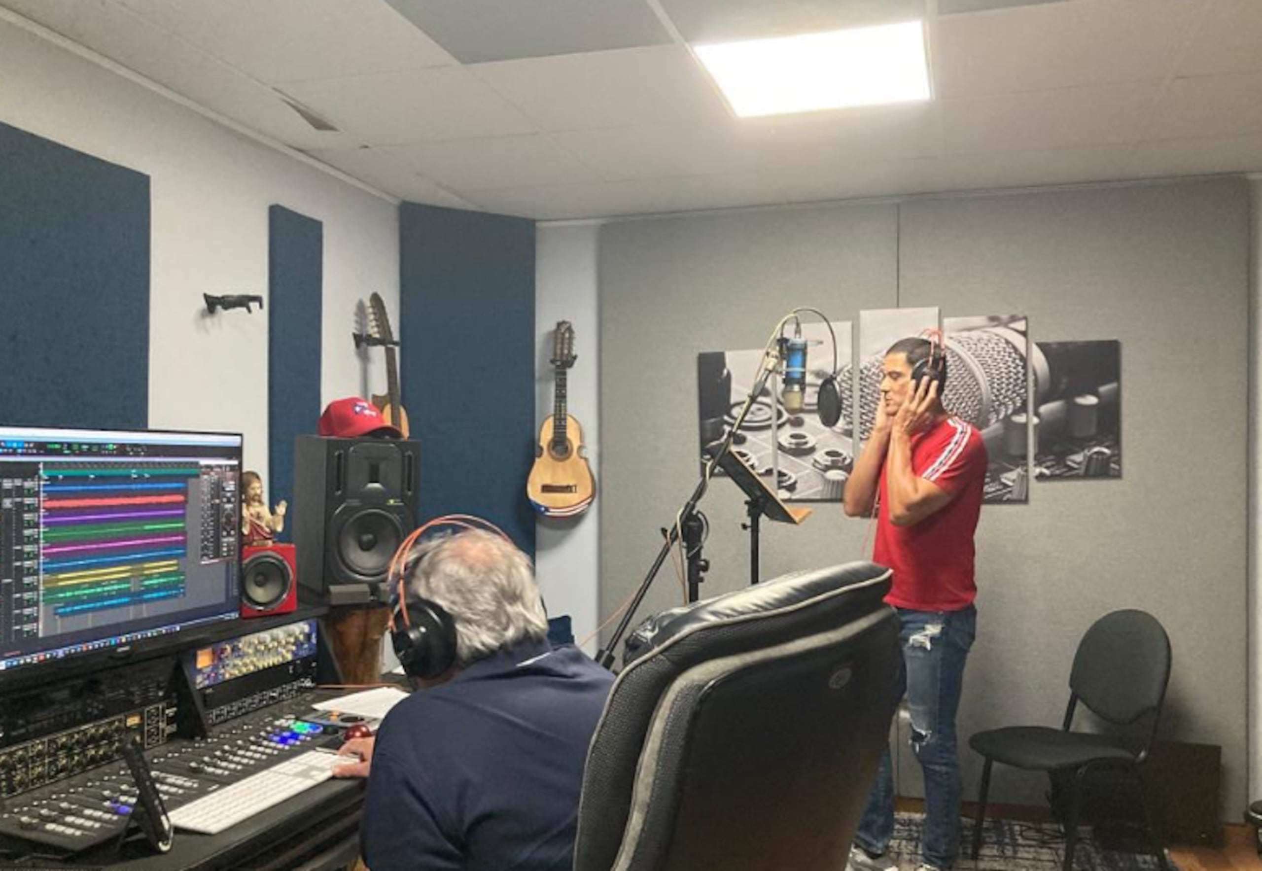 En enero de 2024 dijo estar preparando música.