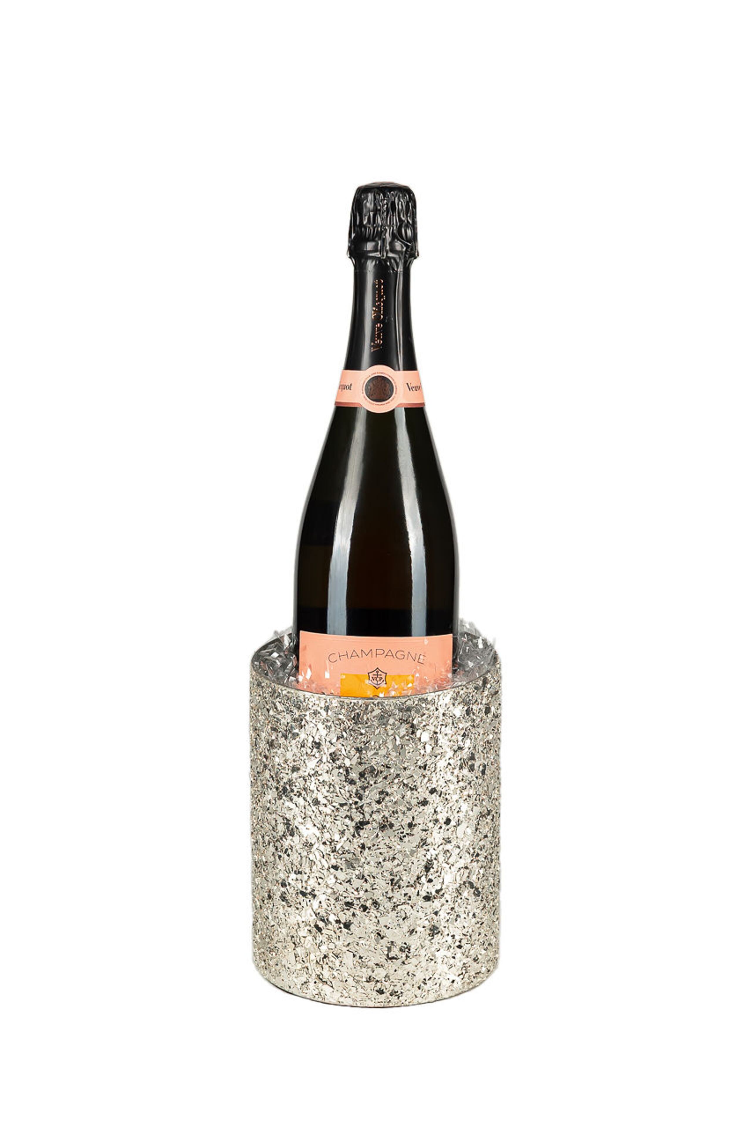 Delicada base en cristal con champagne Veuve Clicquot Rose.