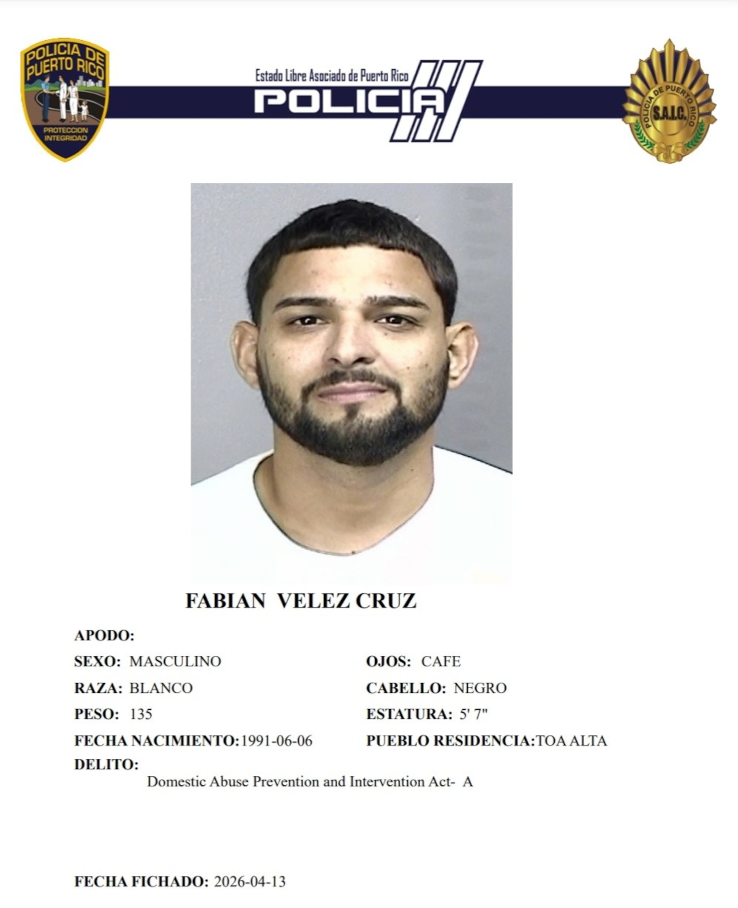 Fabián Vélez Cruz, enfrenta un cargo por violencia doméstica.