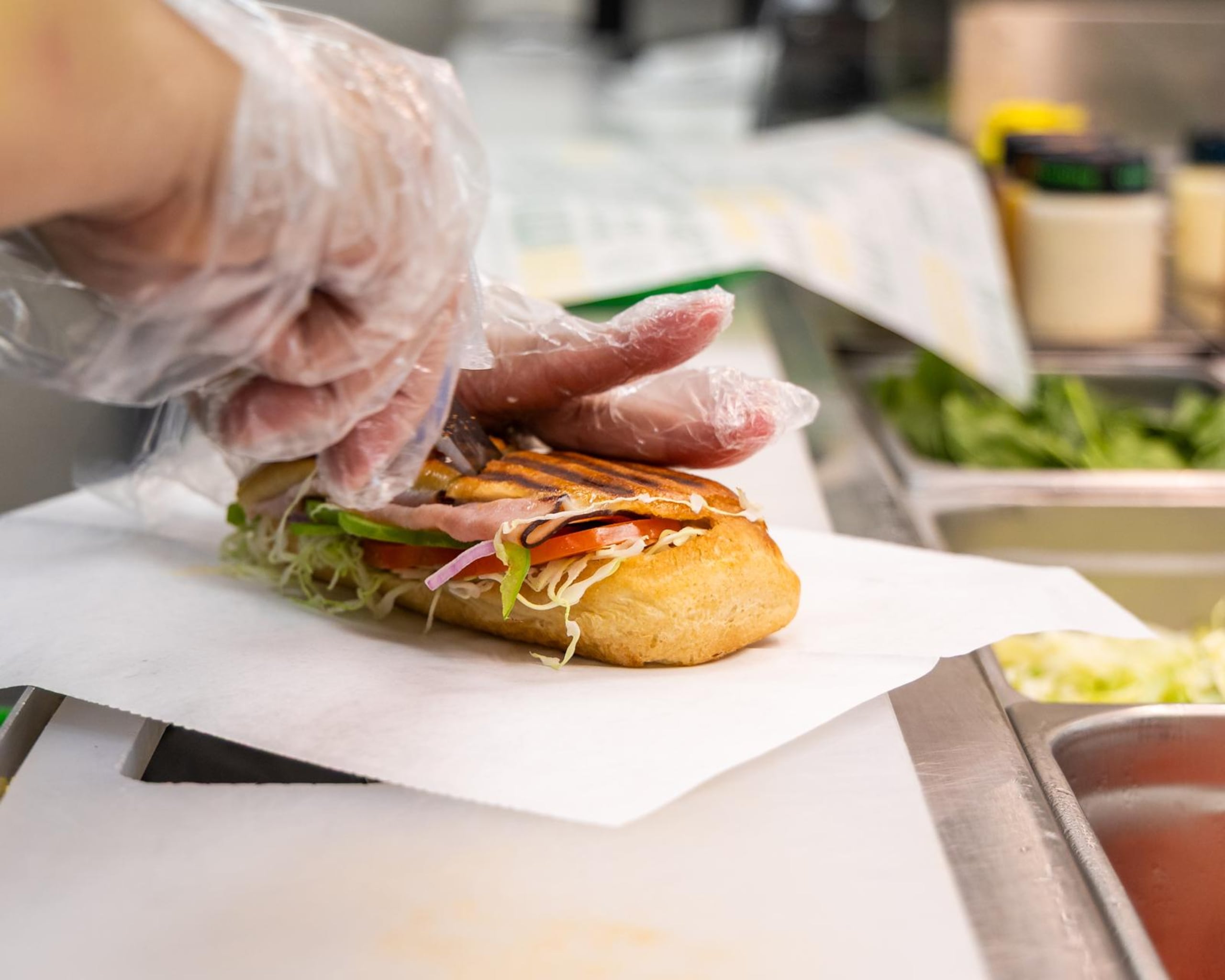 Los Aplasta’os son una nueva forma de preparar sus subs clásicos utilizando tecnología de prensado de última generación instalada en todos los restaurantes.