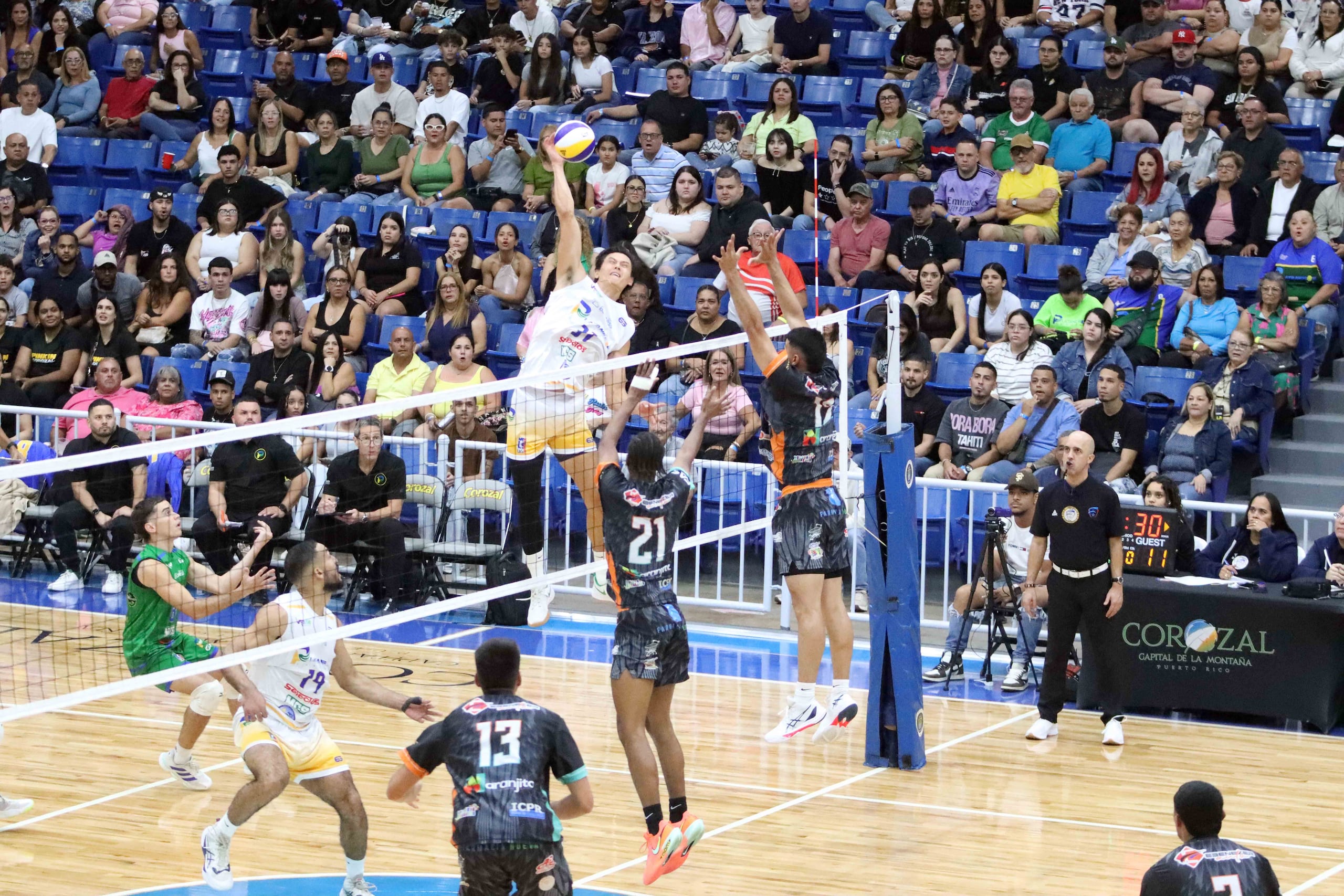 El refuerzo Spencer Olivier, de los Plataneros de Corozal, ha sido el líder en anotación de la LVSM esta temporada.