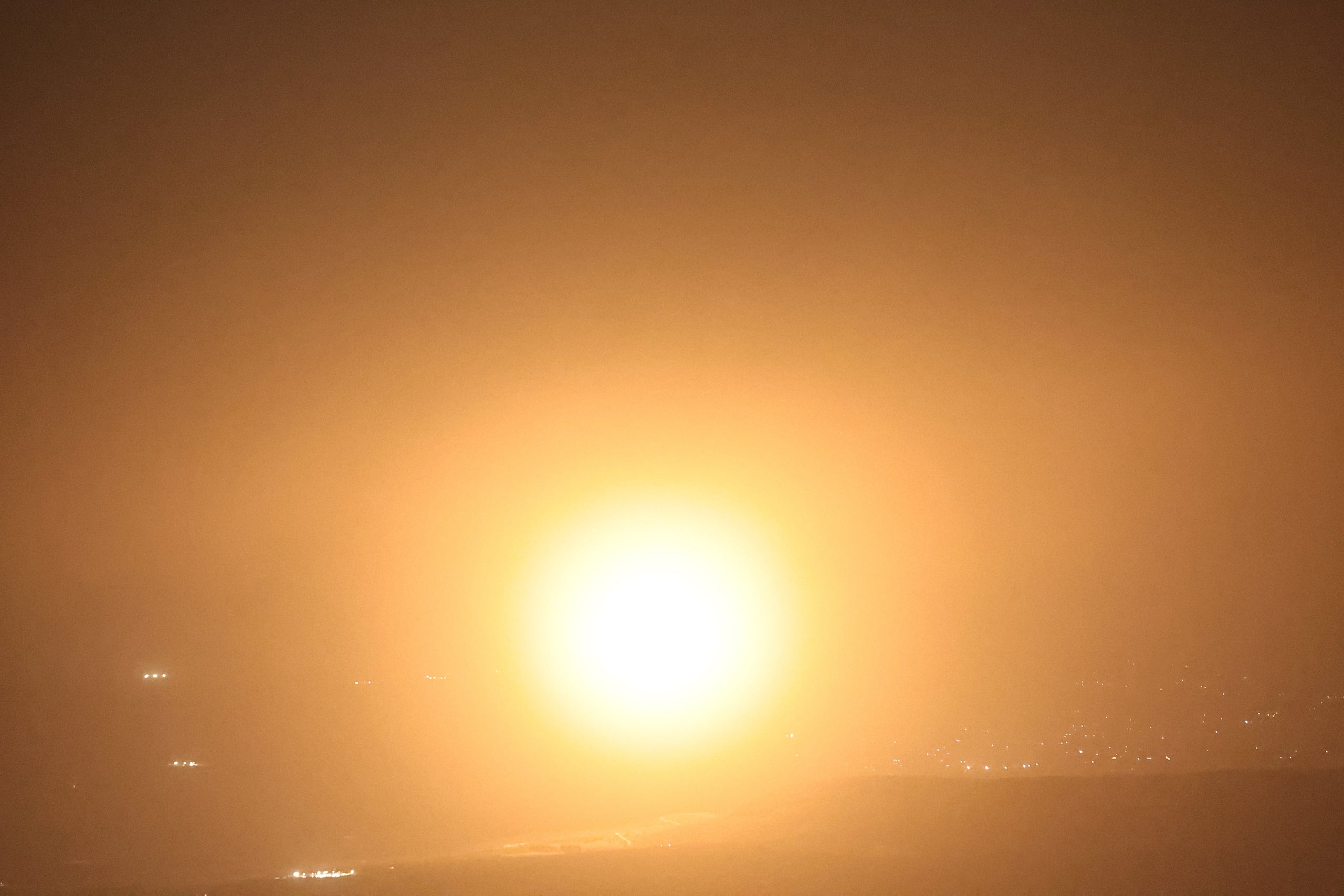 Irán ha lanzado ataques contra Arabia Saudí, Emiratos Árabes Unidos, Kuwait, Baréin y Catar, pero no tanto contra Omán, país con el que mantiene buenas relaciones.