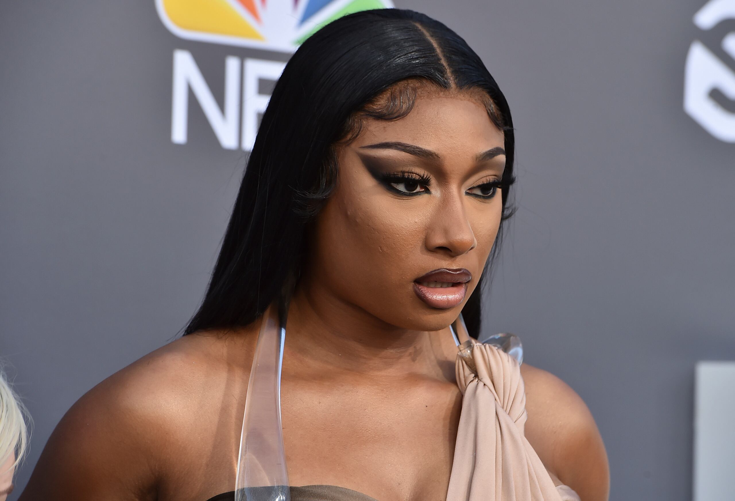 Megan, de 29 años, se vio envuelta anteriormente en un gran drama legal como víctima de un tiroteo por parte del rapero Tory Lanez, que según un jurado disparó a sus pies en una calle de Hollywood Hills en 2020.