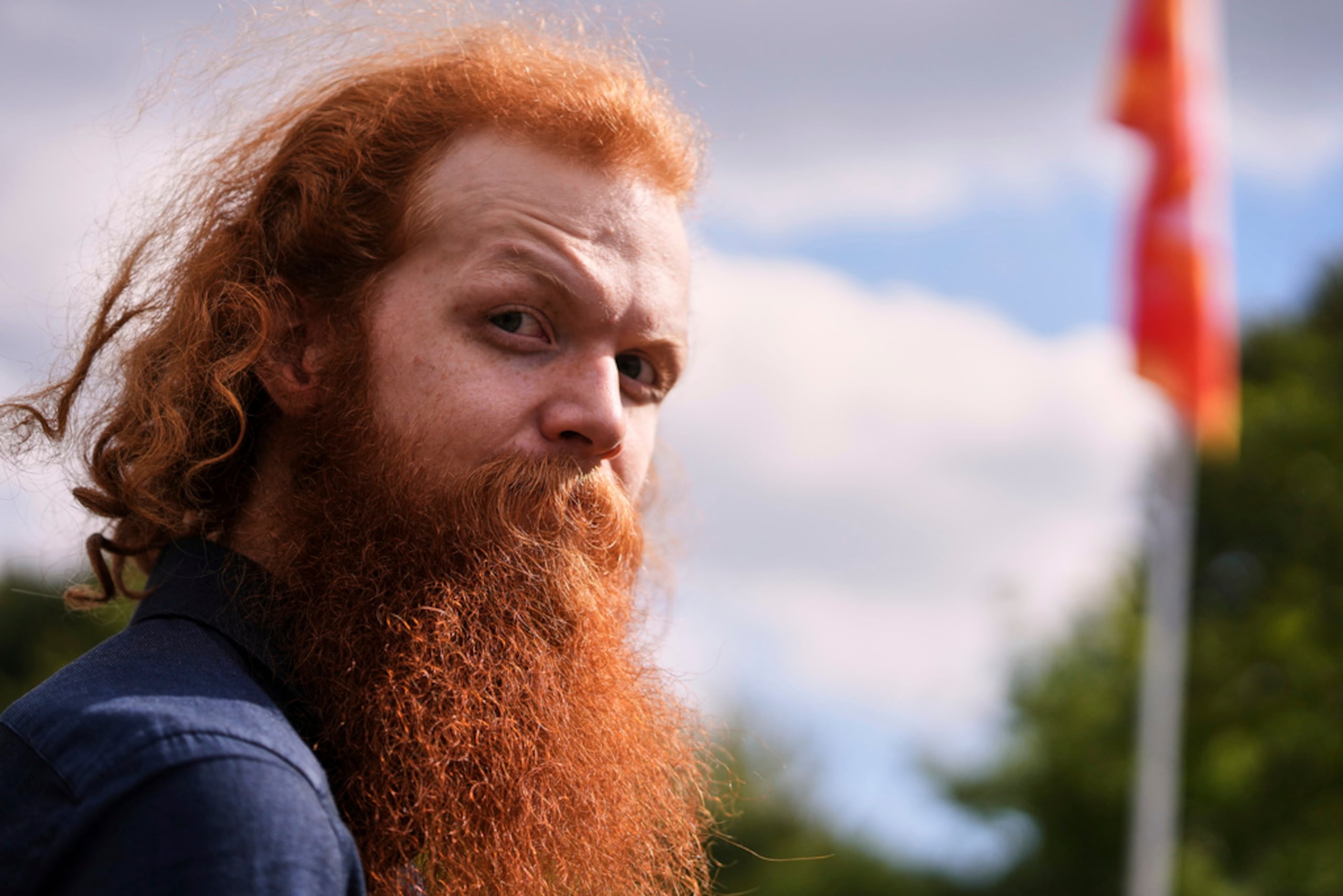 Un participante asiste al festival Red Head Days en Tilburgo, Países Bajos, el sábado 30 de agosto de 2025. (Foto AP/Virginia Mayo)