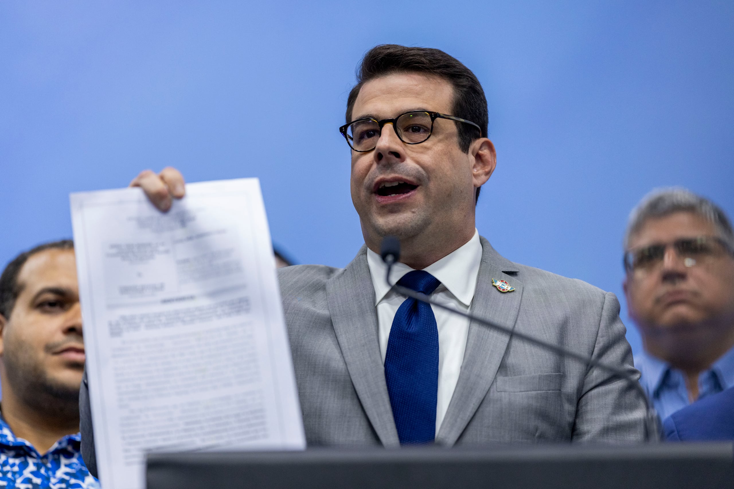 En la foto, Francisco Domenech, director de campaña de Jenniffer González