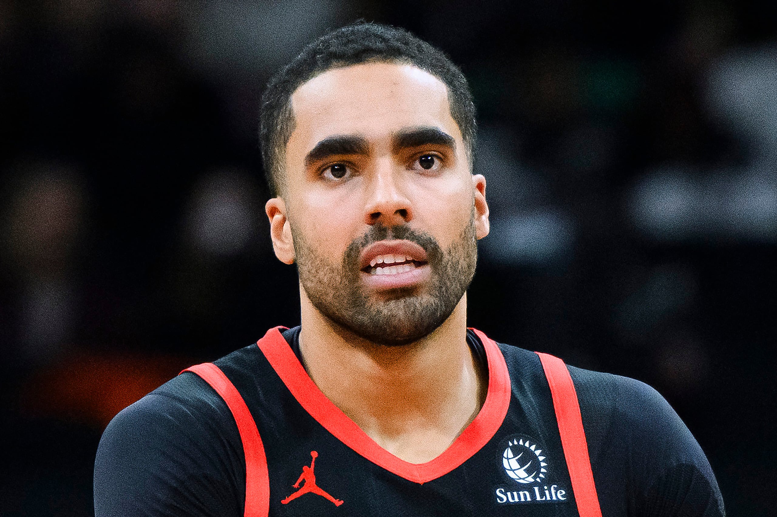 En esta foto del 18 de enero del 2024 aparece el alero de los Raptors de Toronto, Jontay Porter, en un juego ante los Bulls de Chicago.