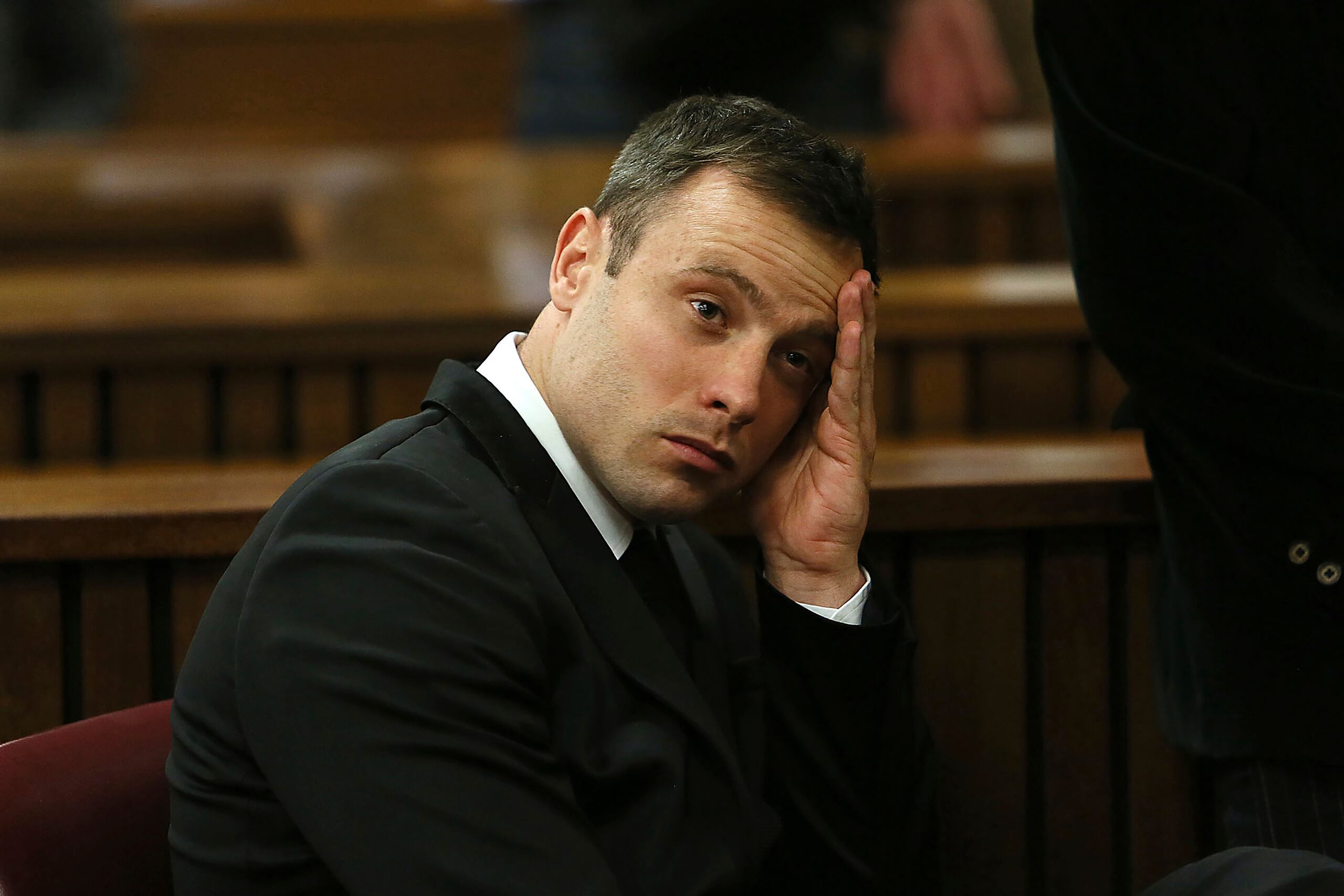 Oscar Pistorius está en prisión desde finales de 2014 por el asesinato de la modelo Reeva Steenkamp en el Día de San Valentín del año anterior.