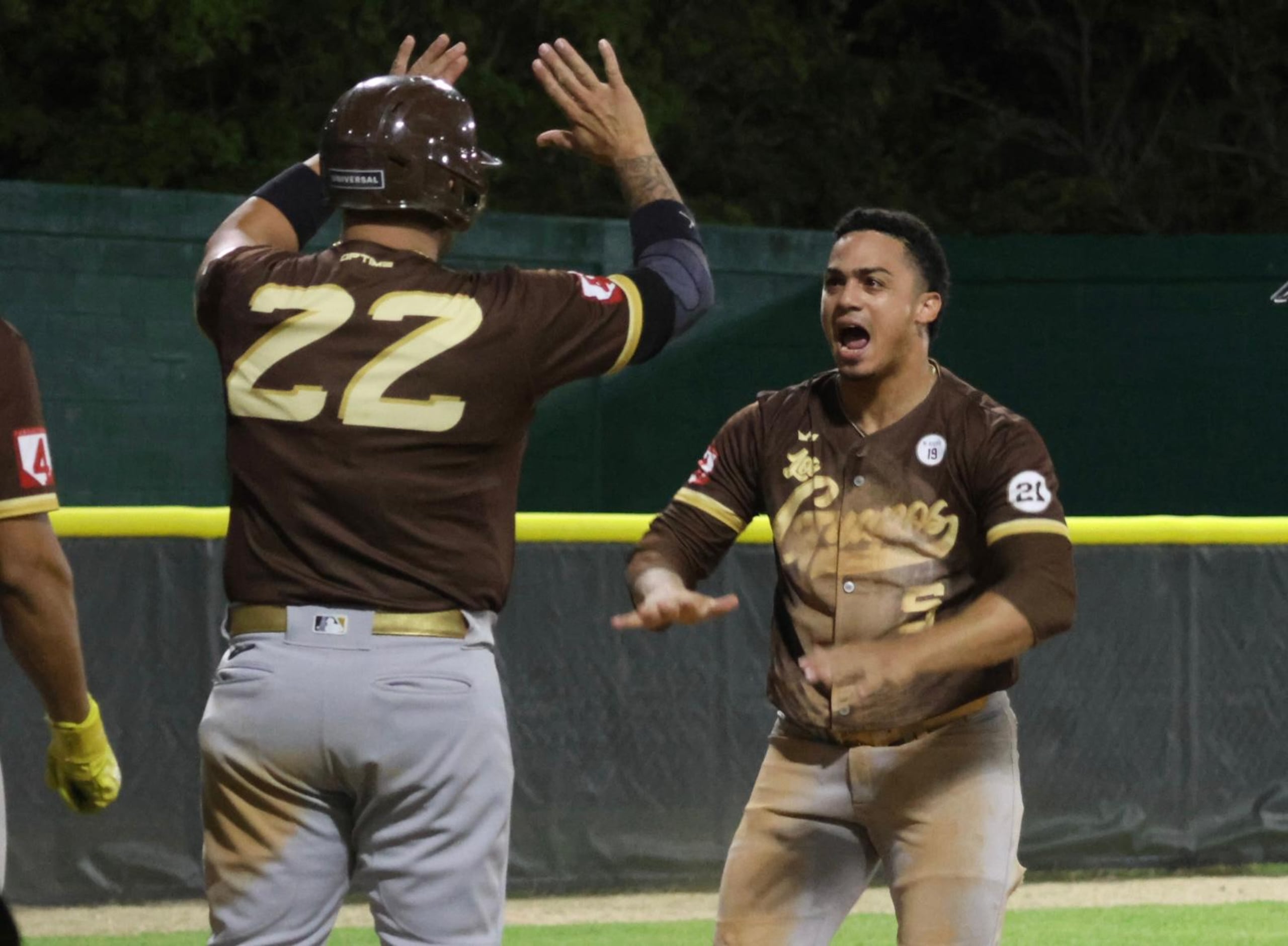 Los Guapos de Dorado son los campeones defensores de la Coliceba.