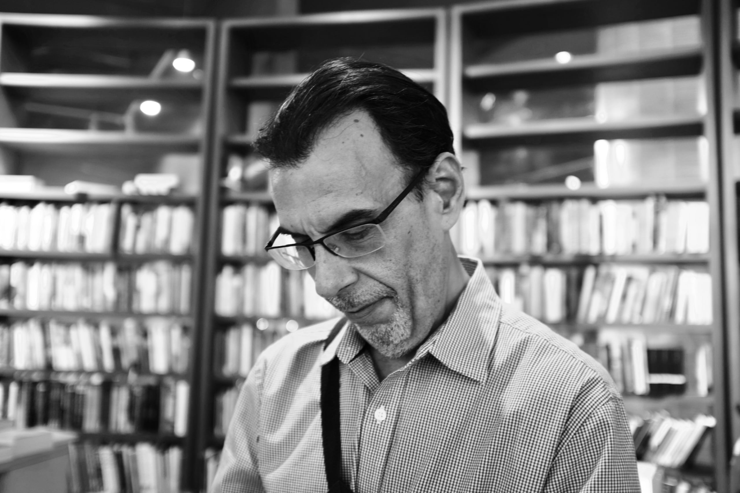 El evento busca recordar su inestimable dedicación a la escritura, al pensamiento crítico, a sus estudiantes y a la tertulia.