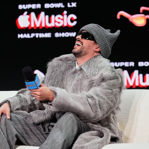 FOTOS: Bad Bunny llega a San Francisco para su anticipada actuación en el Super Bowl
