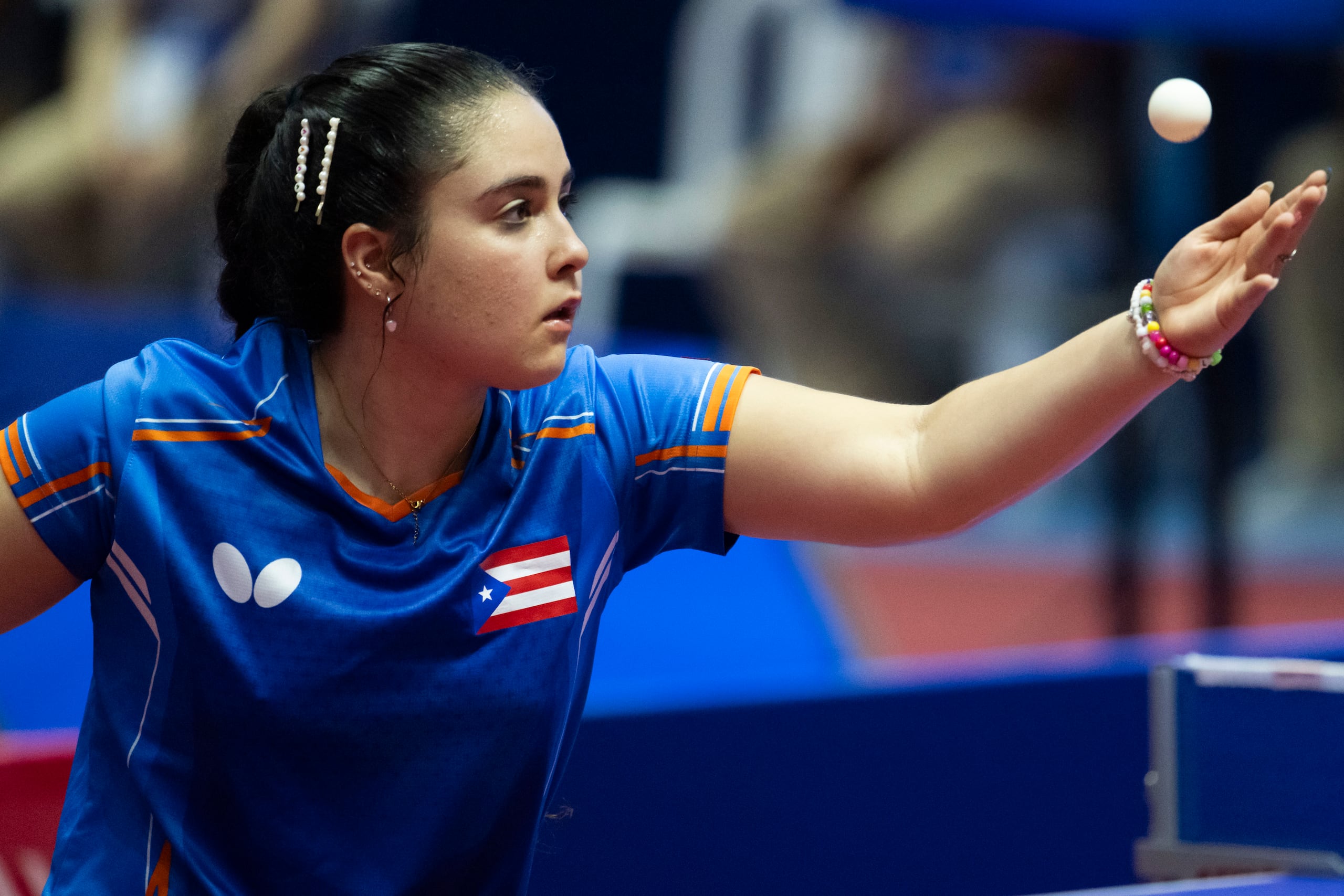 Brianna Burgos protagonizó y se impuso en un dramático duelo frente a la experimentada tenimesista cubana Daniela Fonseca.