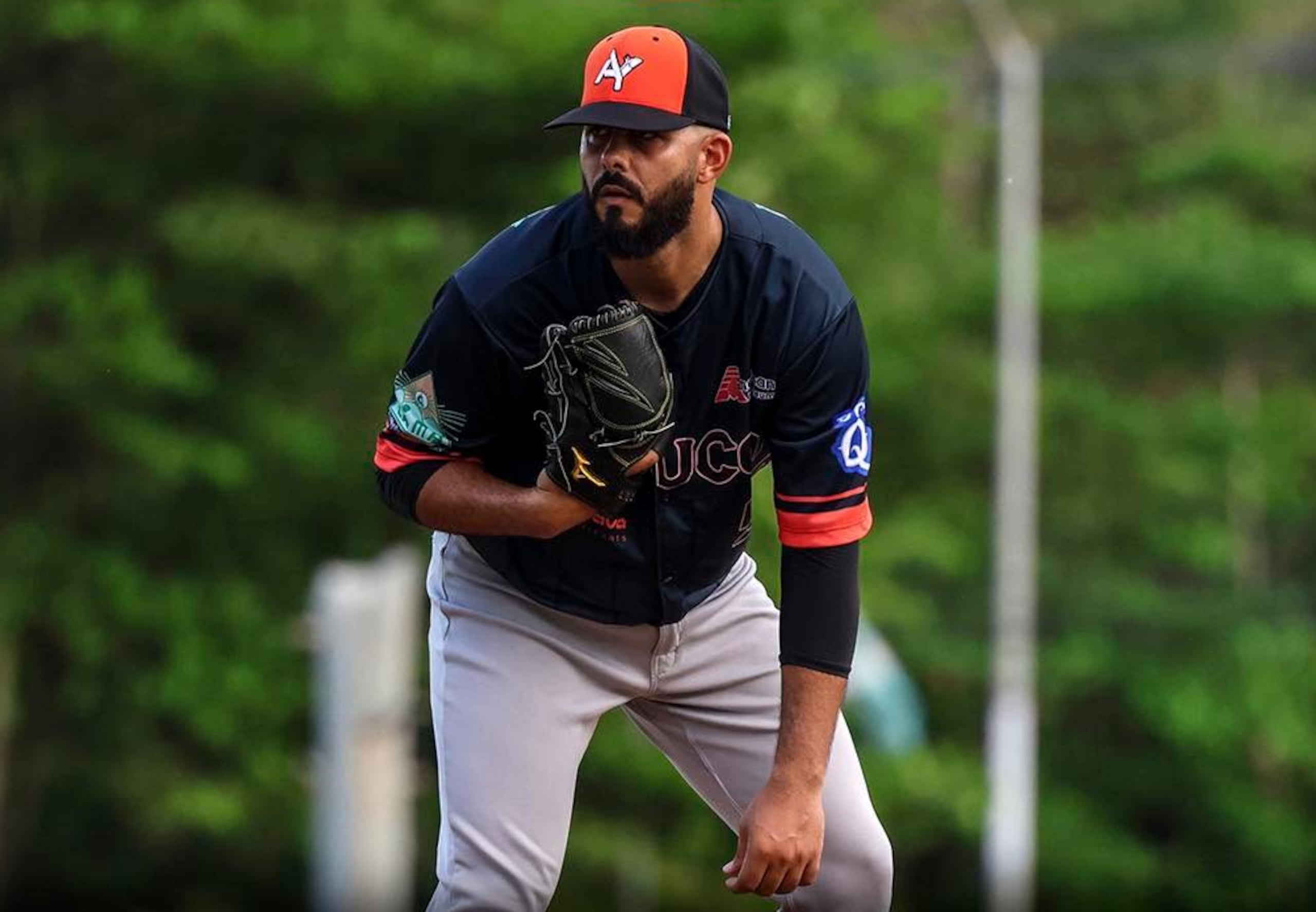 El zurdo de los Azucareros Noel Pinto.