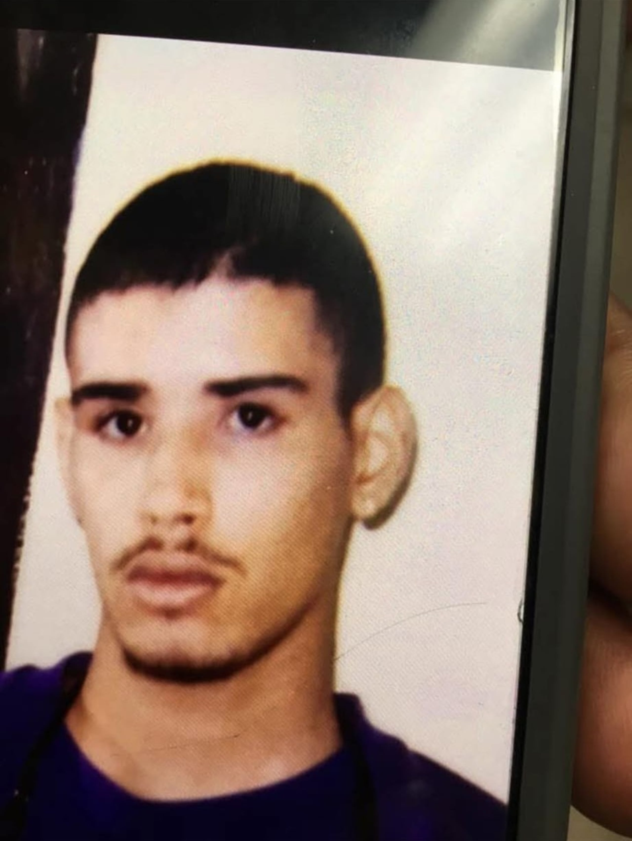 Esta es la única foto que Elizabeth Soto Martínez conserva de su hermano "Danielito", cuyo paradero se desconoce desde el 2000, cuando el joven tenía 21 años.