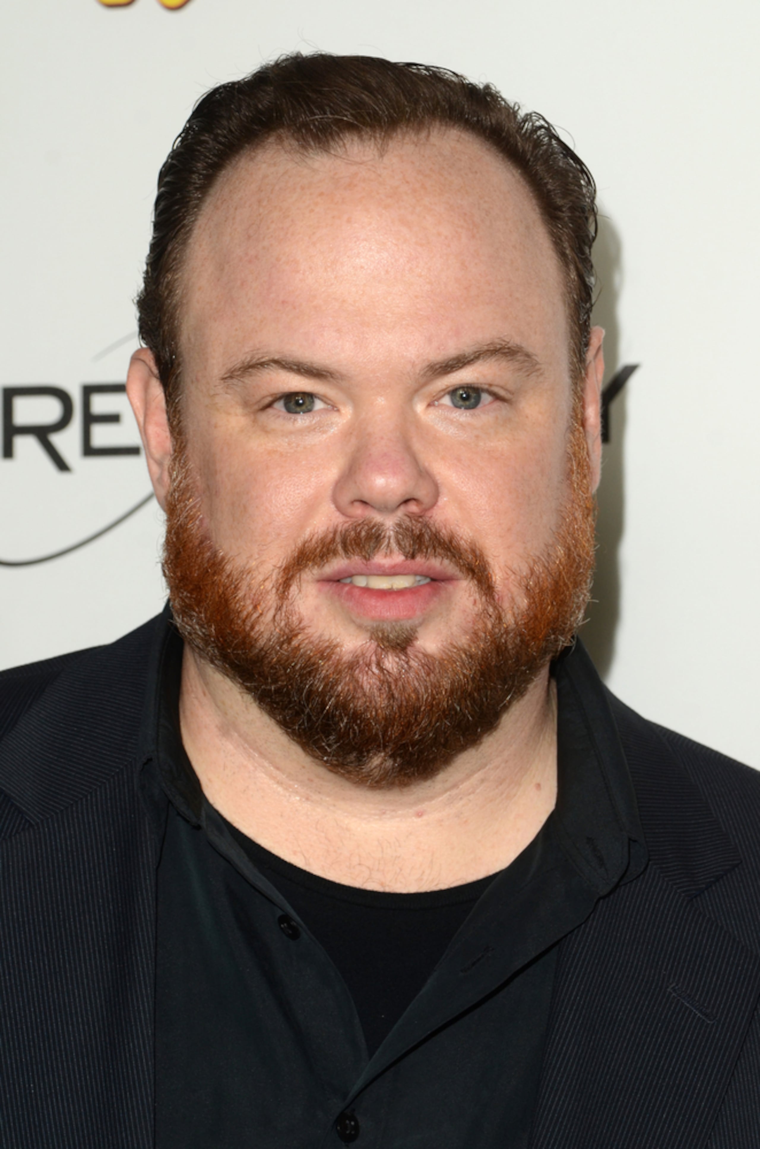 En 2021, Devin Ratray fue acusado de agresión por estrangulamiento.