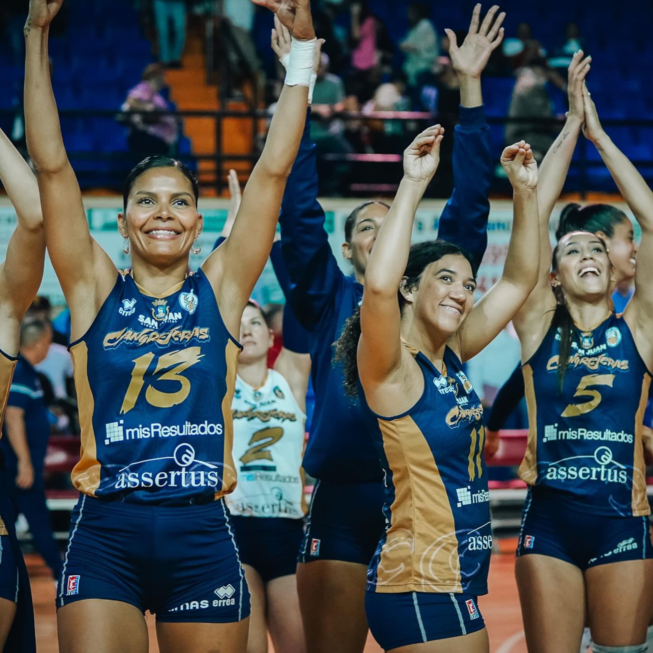 Cangrejeras de Santurce solo necesitaron de cuatro partidos para eliminar a las Valencianas de Juncos.