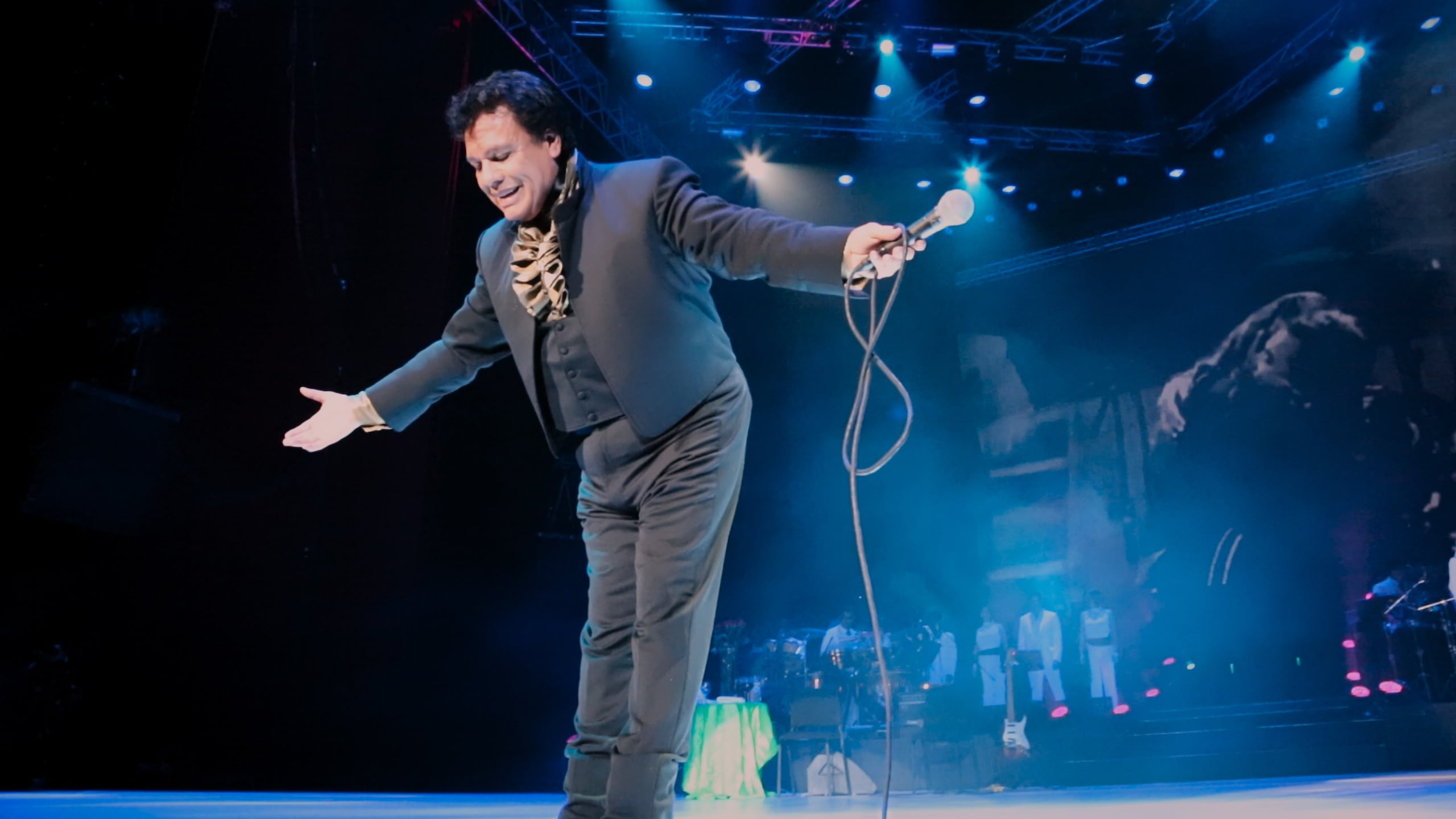 Juan Gabriel vendió 150 millones de discos a lo largo de su trayectoria. Foto cortesía de Netflix