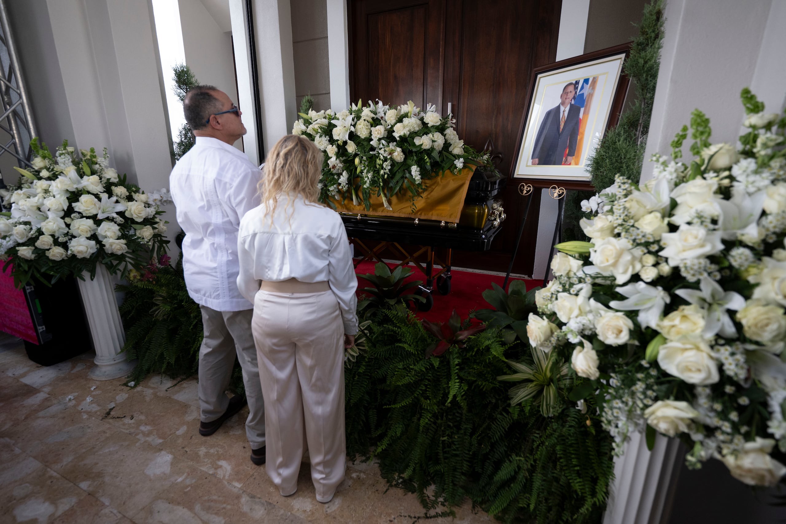 funeral Carlos López