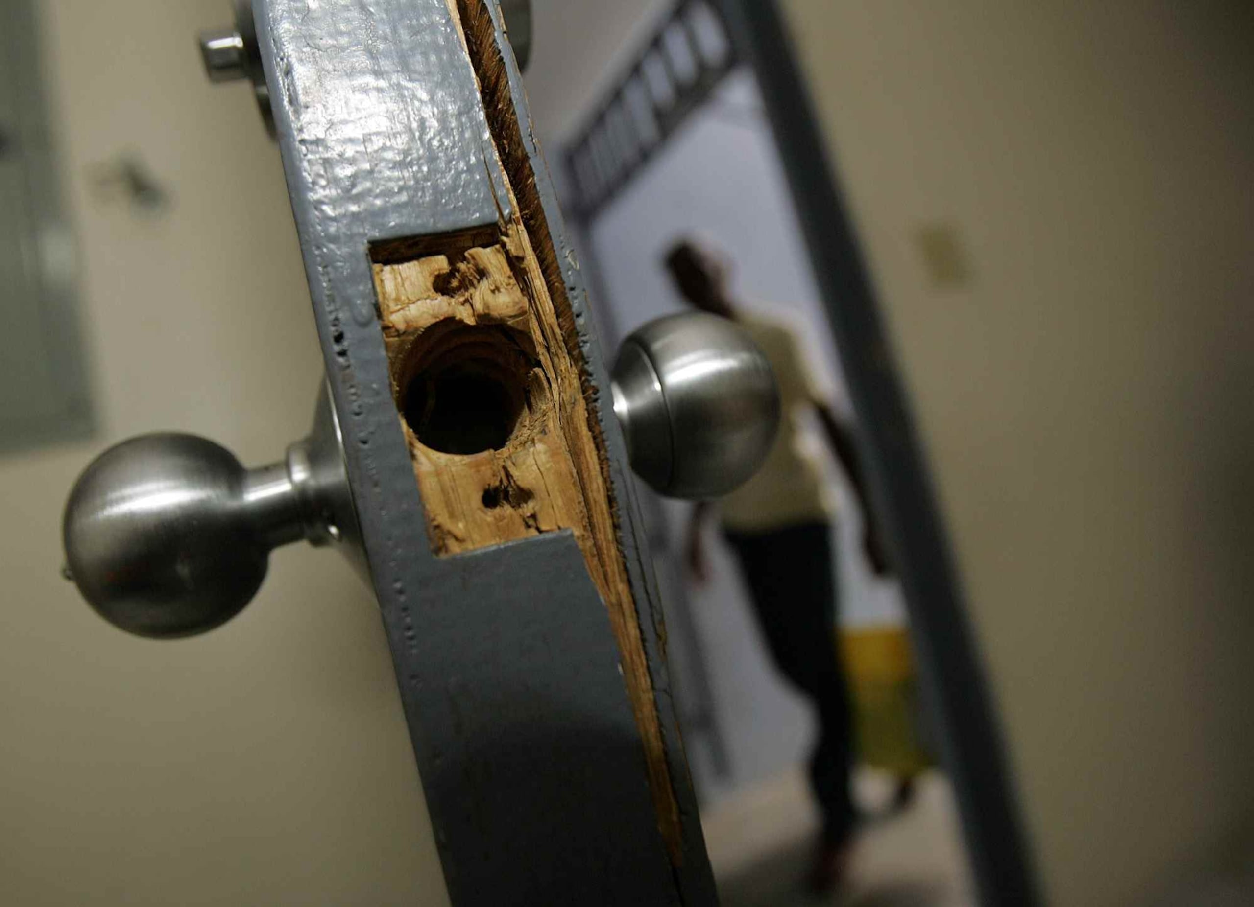 La Policía investiga un escalamiento en un apartamento localizado en el sector Pueblo Seco, en Trujillo Alto, donde se robaron prendas en oro y relojes valoradas en $1,170. (GFR Media)