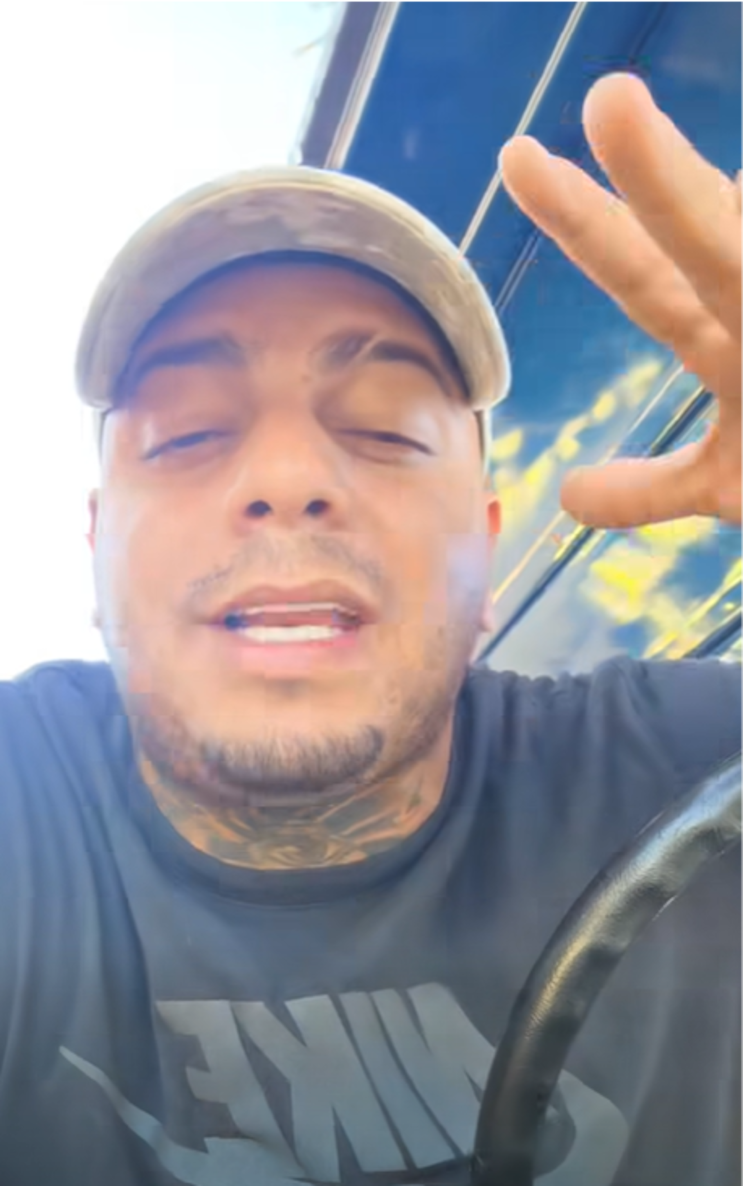 Captura de Joleyxson Martínez Rodríguez, alias “Mezclita”, en el último vídeo que publicó en Facebook.