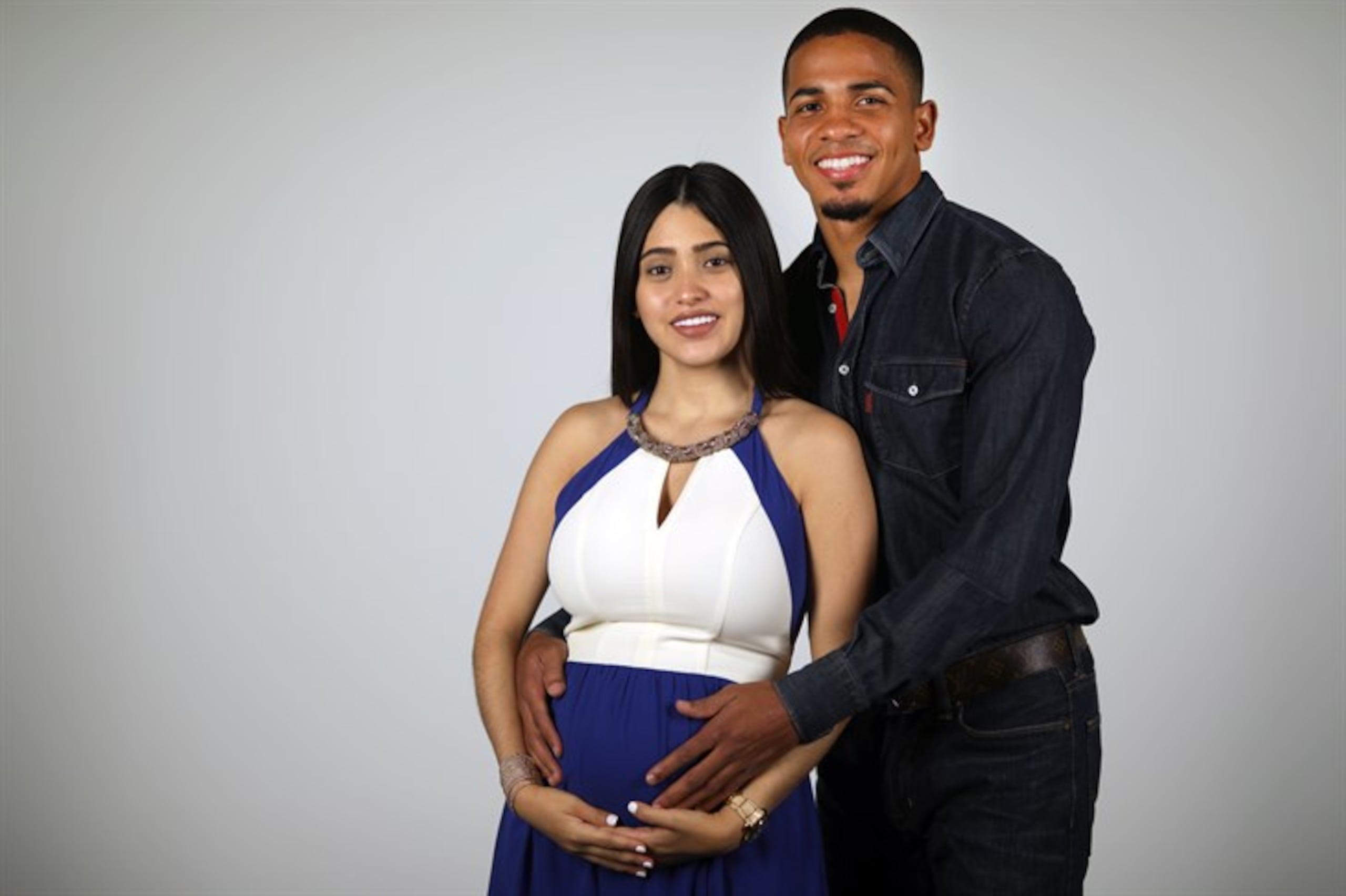 Félix Verdejo y su pareja Eliz Santiago Sierra esperan su primera hija. (xavier.araujo@gfrmedia.com)