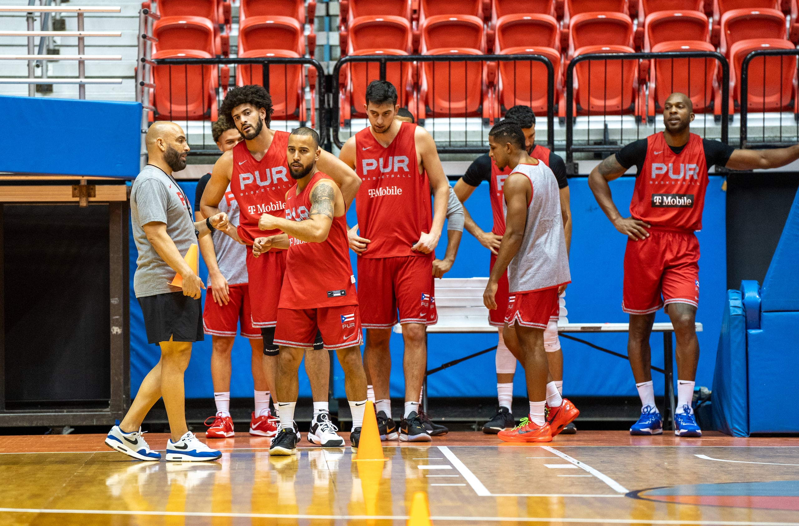 El equipo quedó compuesto por Tjader Fernández, Christian Negrón, Ysmael Romero, Alexander Kappos, Alfonso Plummer, Ángel Matías, Jorge Pacheco, Josué Erazo, Wilfredo Rodríguez, Ismael Cruz, Arnaldo Toro y Davon Reed.