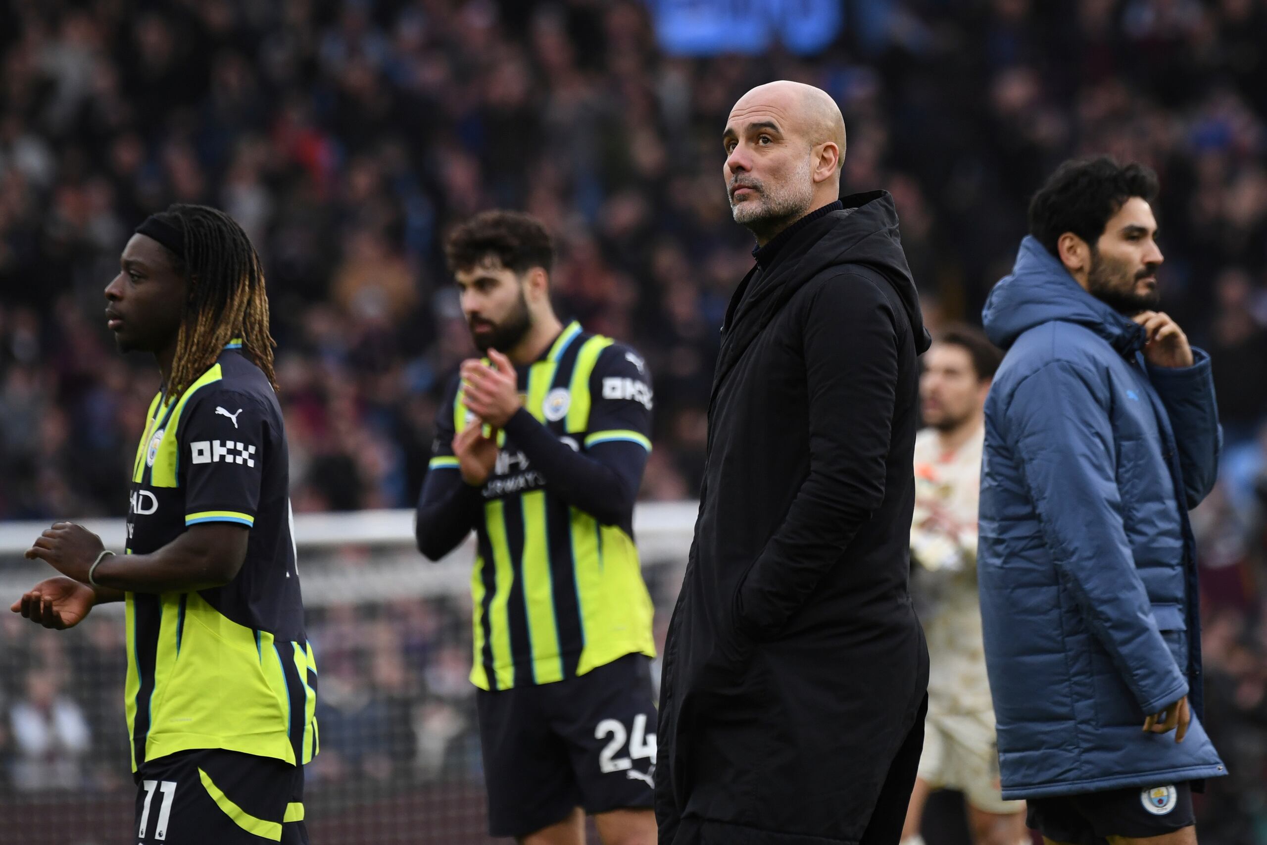 Pep Guardiola, dirigente del Manchester City, luego de la derrota contra el Aston Villa.