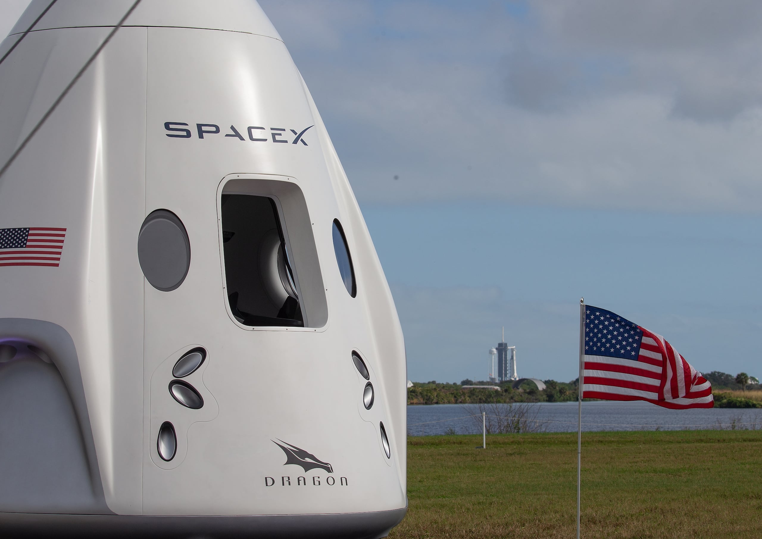 Los cuatro despegarán en un cohete Falcon 9 de SpaceX, la empresa de Elon Musk.